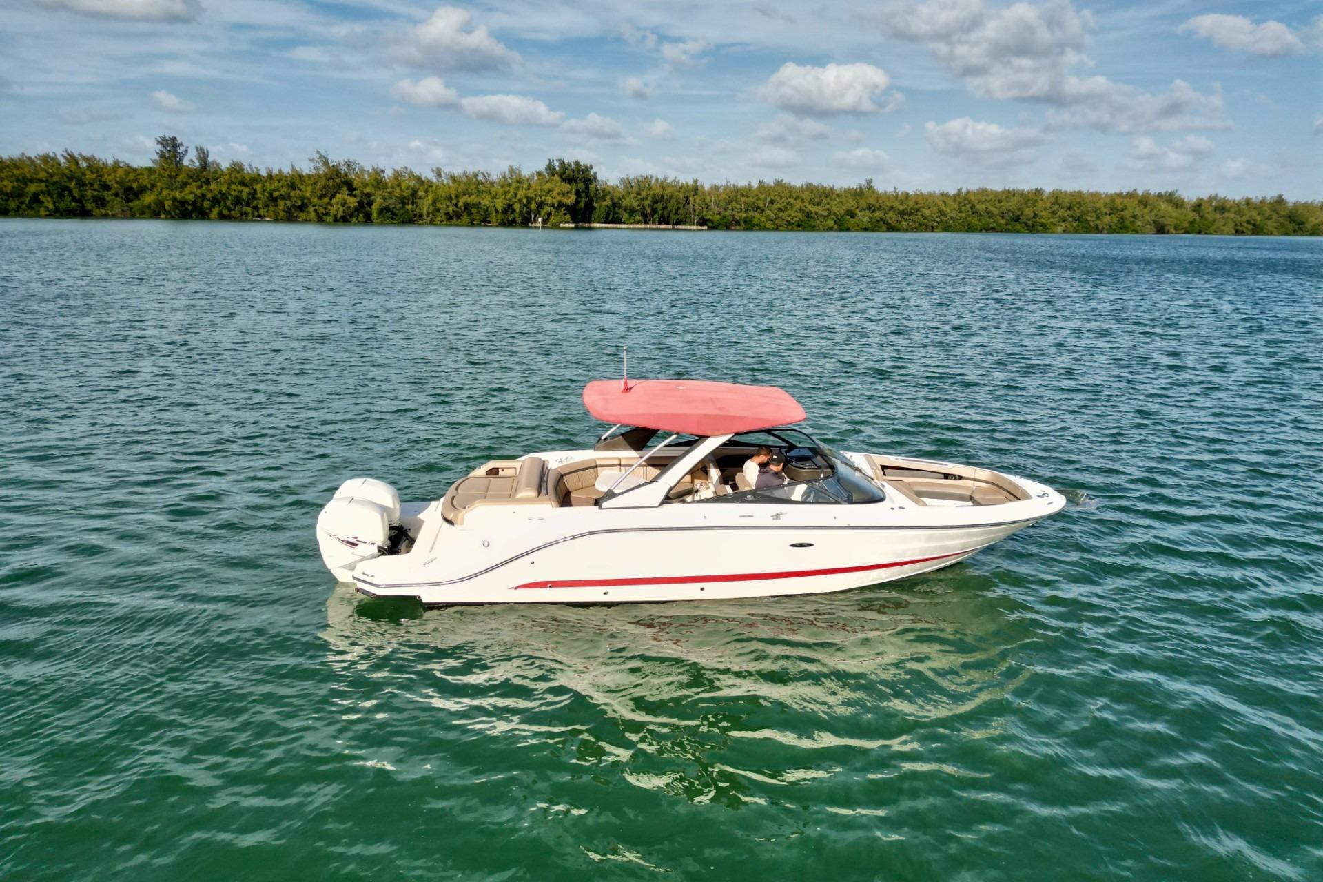 2017 Sea Ray SLX 310 Outboard