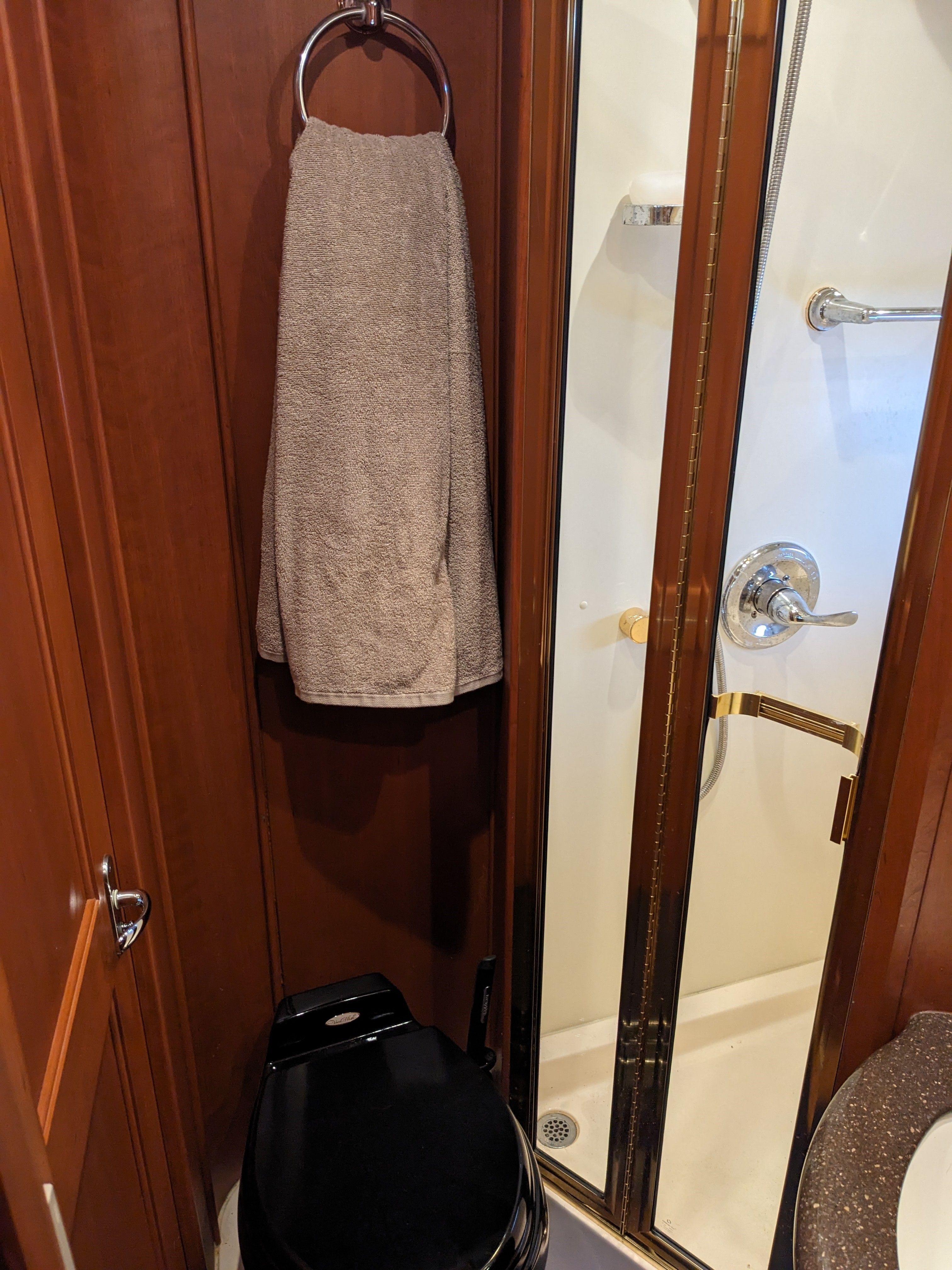 2006 Silverton 39 Motor Yacht - 15