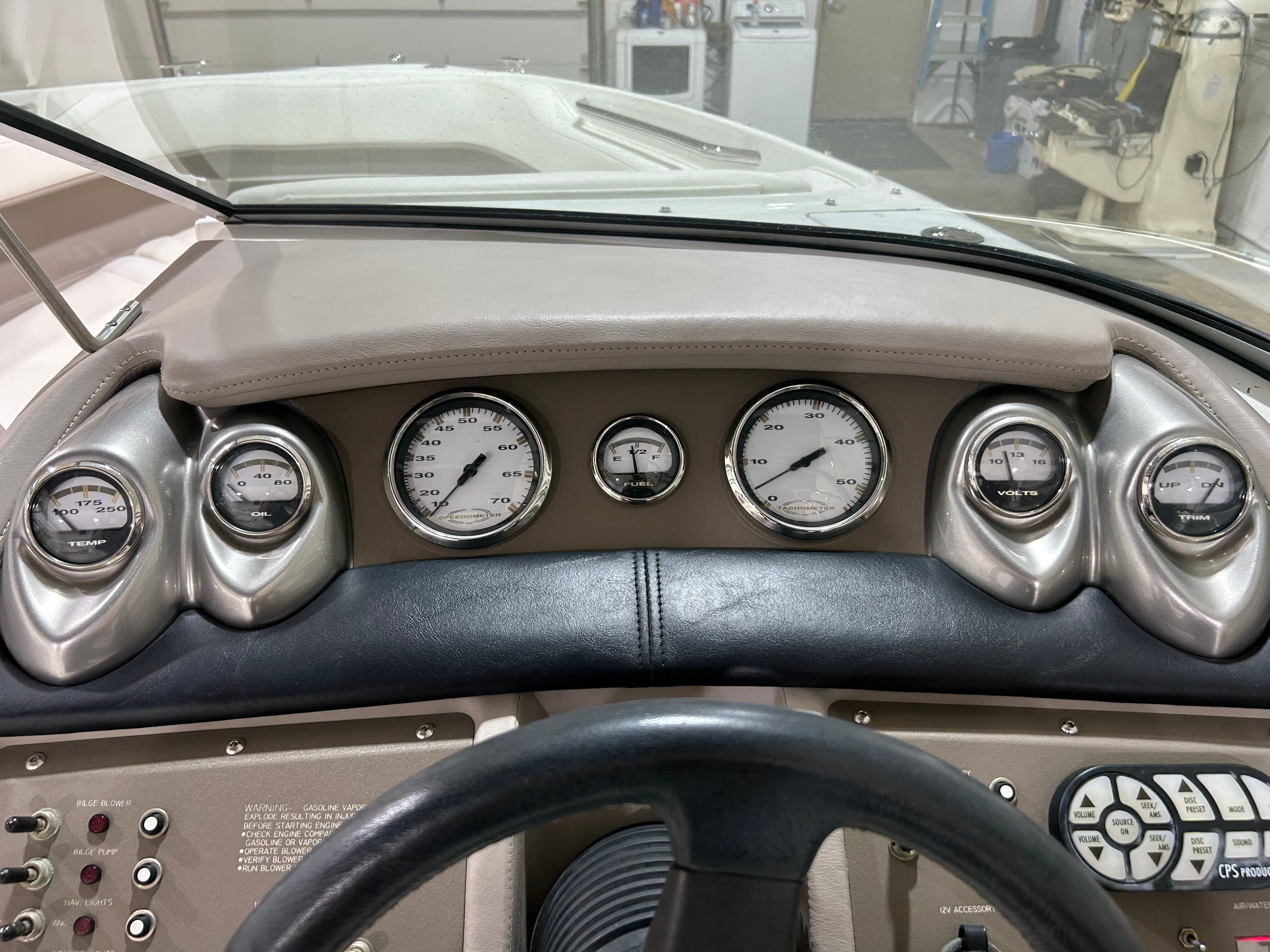 2004 COBALT 220 - Image 17