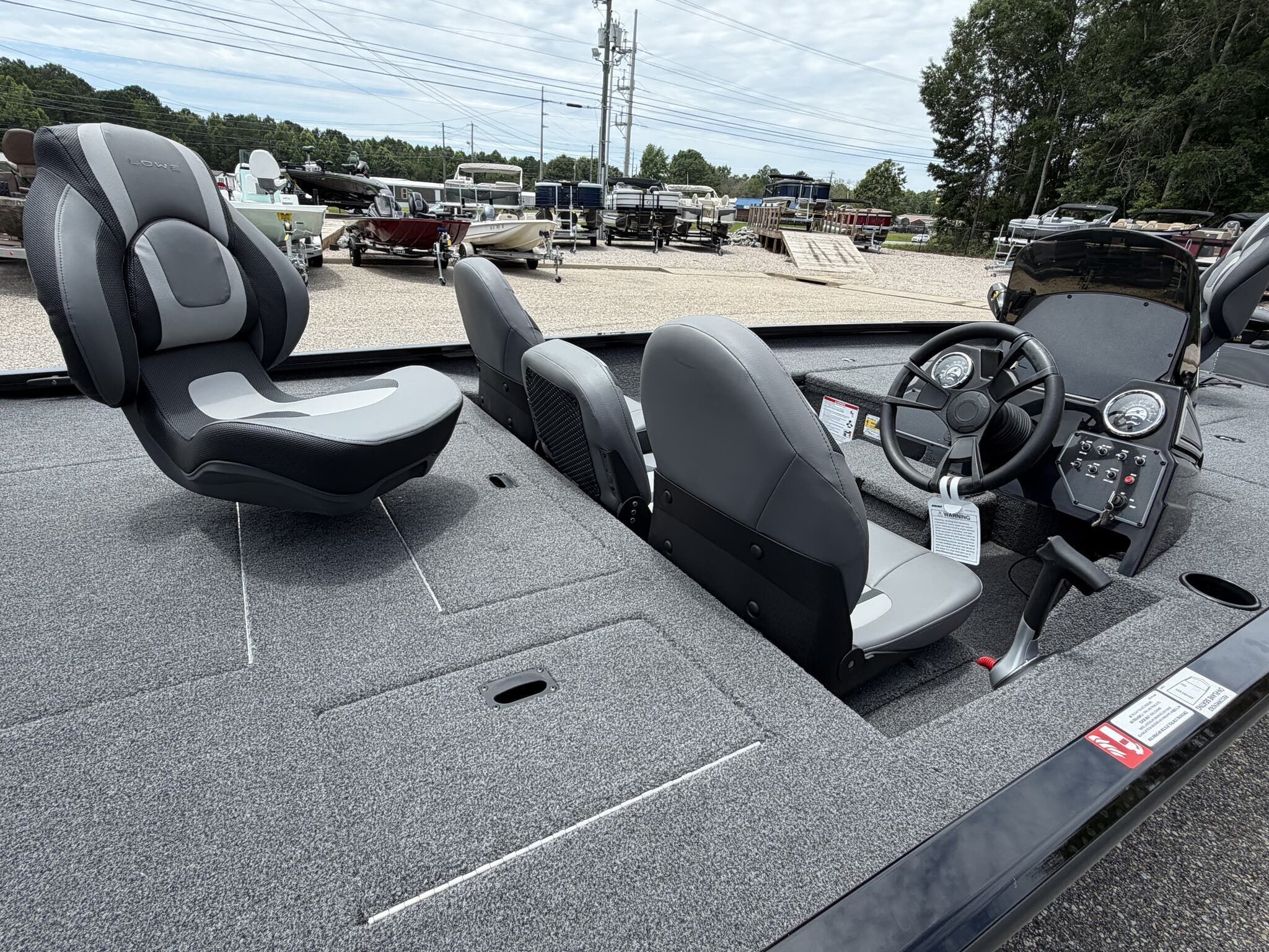 2026 Lowe Stinger ST175 90HP - 17