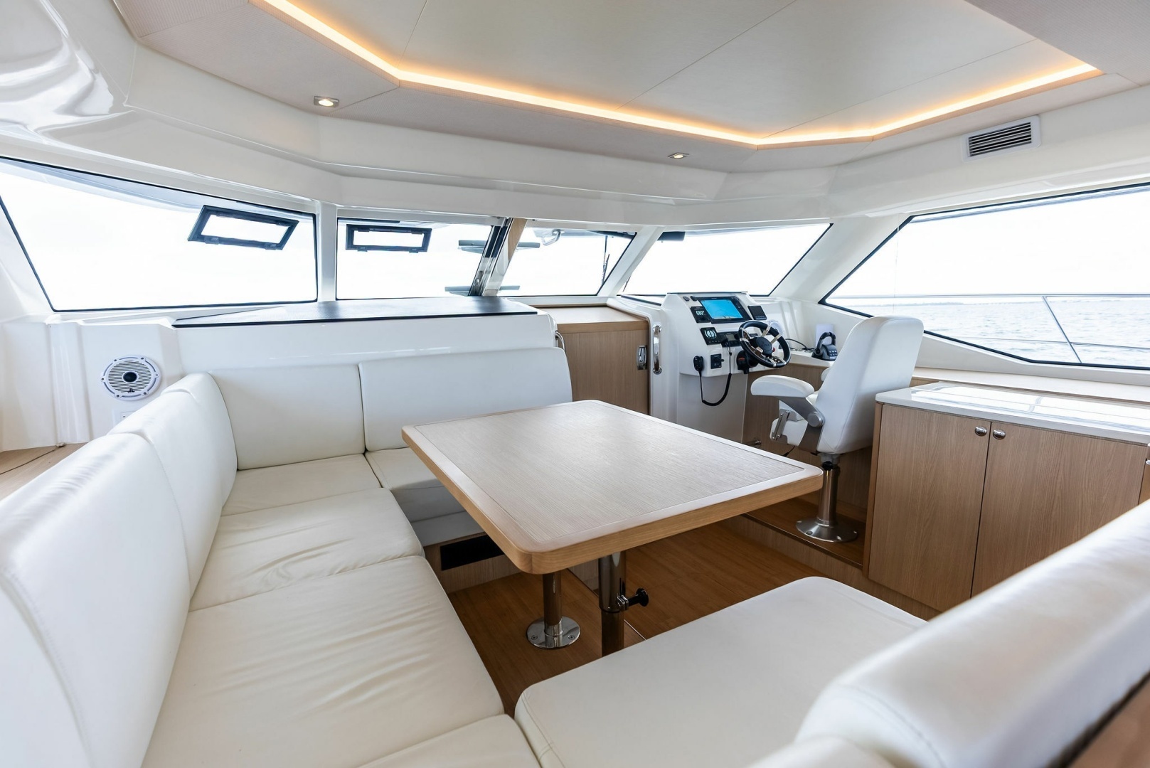 2021 Aquila — - Image 56