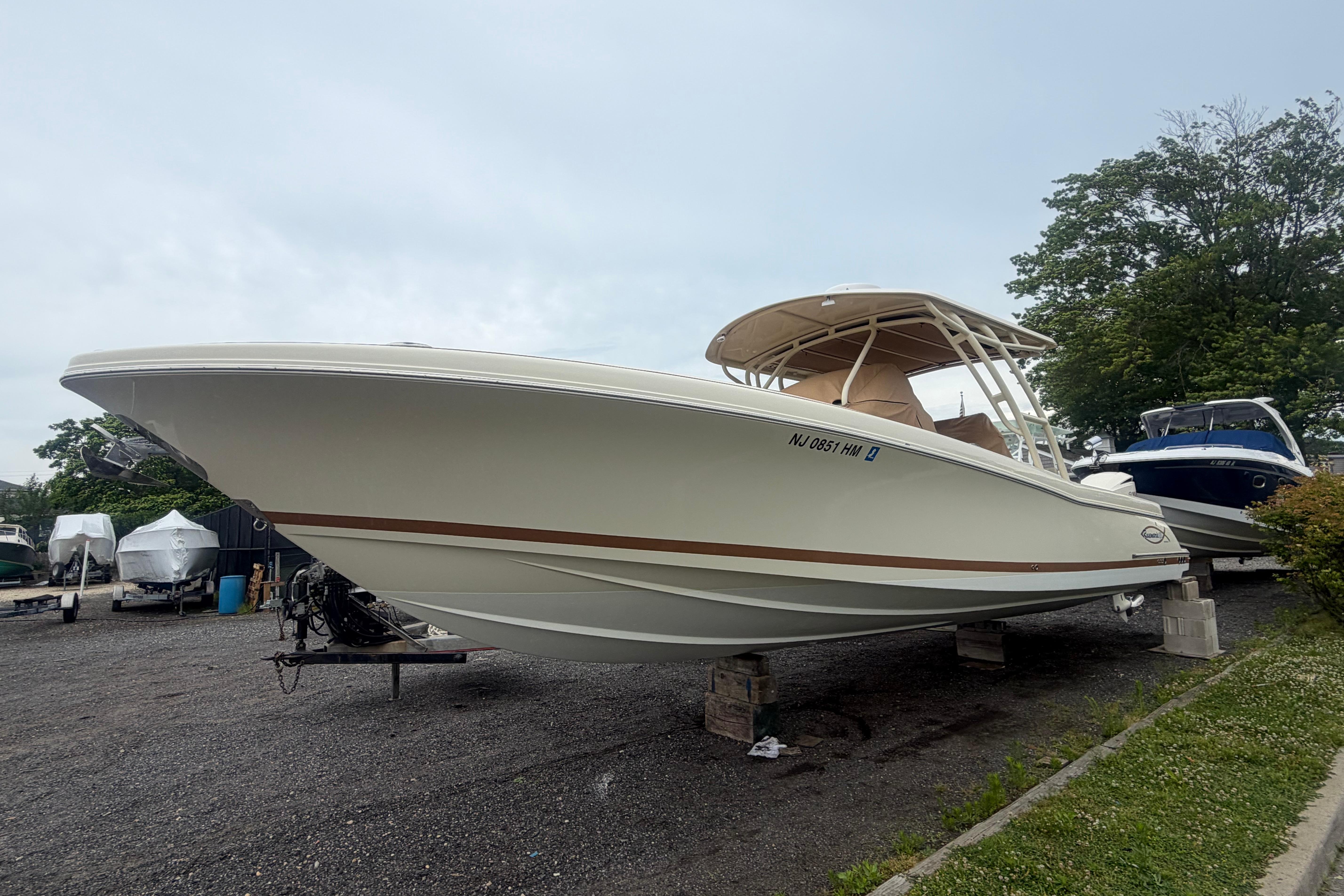 2017 Chris-Craft Catalina 34 boat on display, showcasing sleek design and craftsmanship.