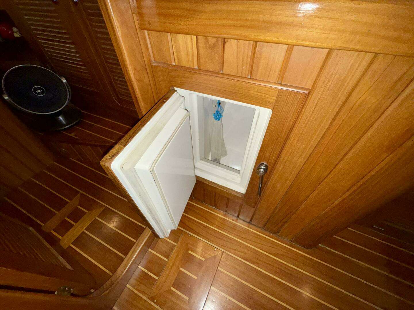 2005 Cabo Rico 42 Pilothouse - Image 14