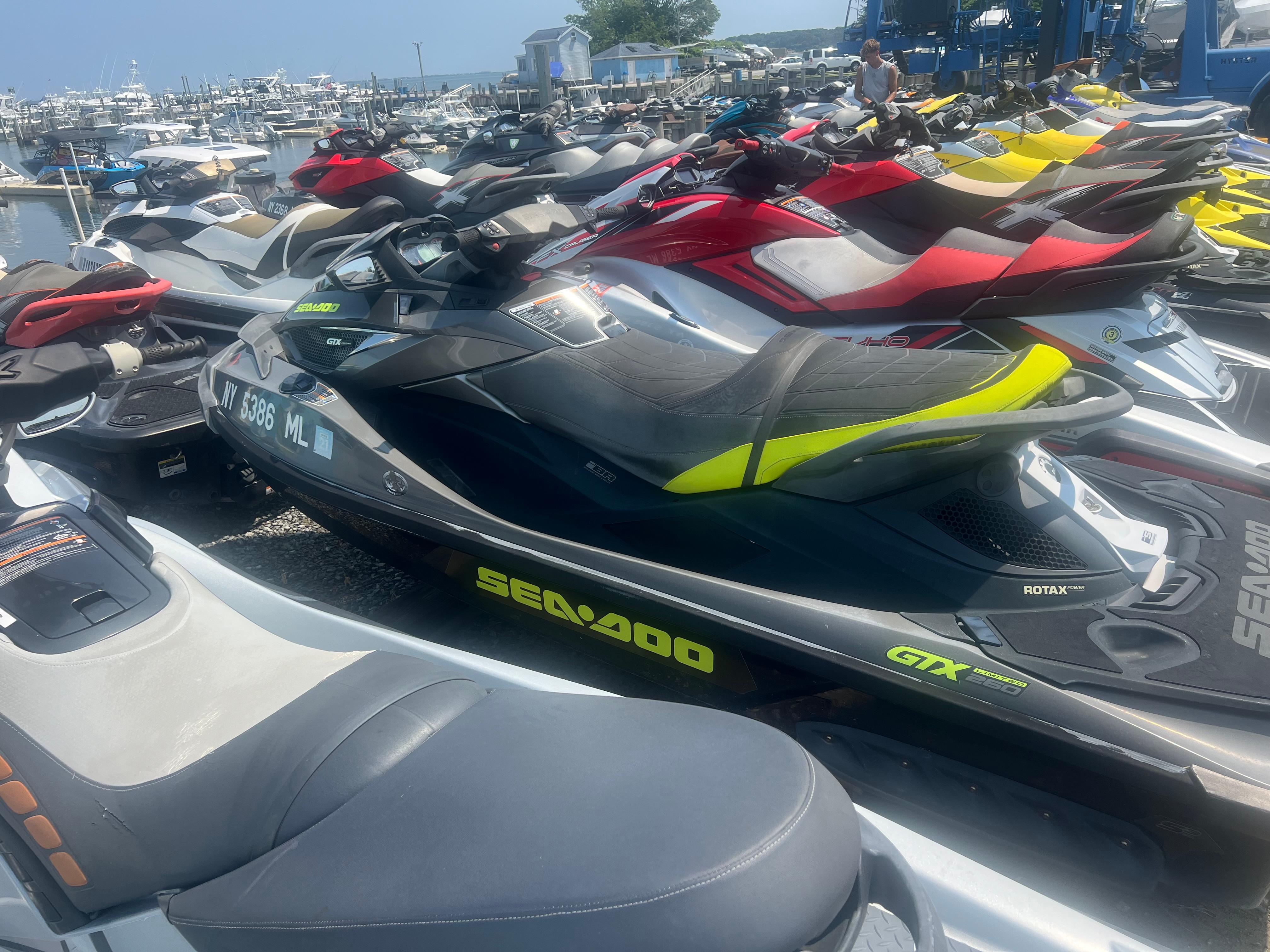 2015 Sea-Doo GTX Limited iS 260