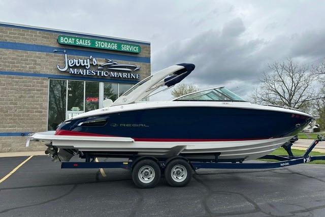 2021 Regal 2800 Bowrider