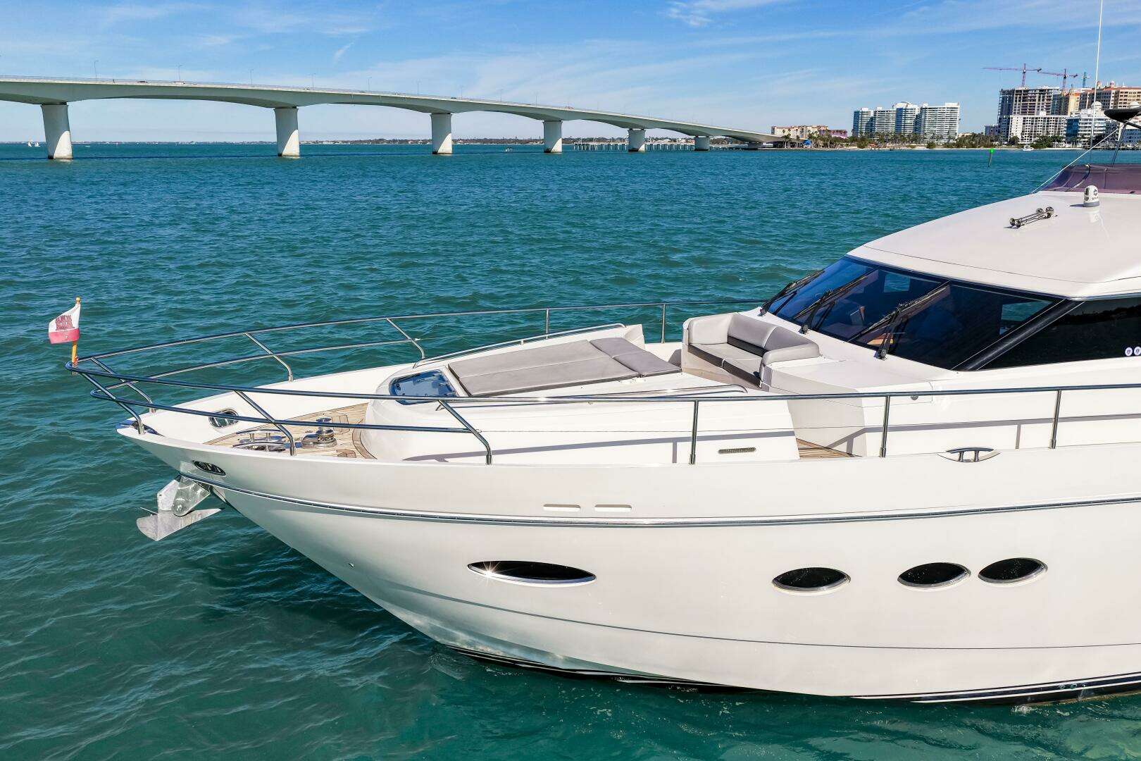 2014 Princess Y72 - Image 26