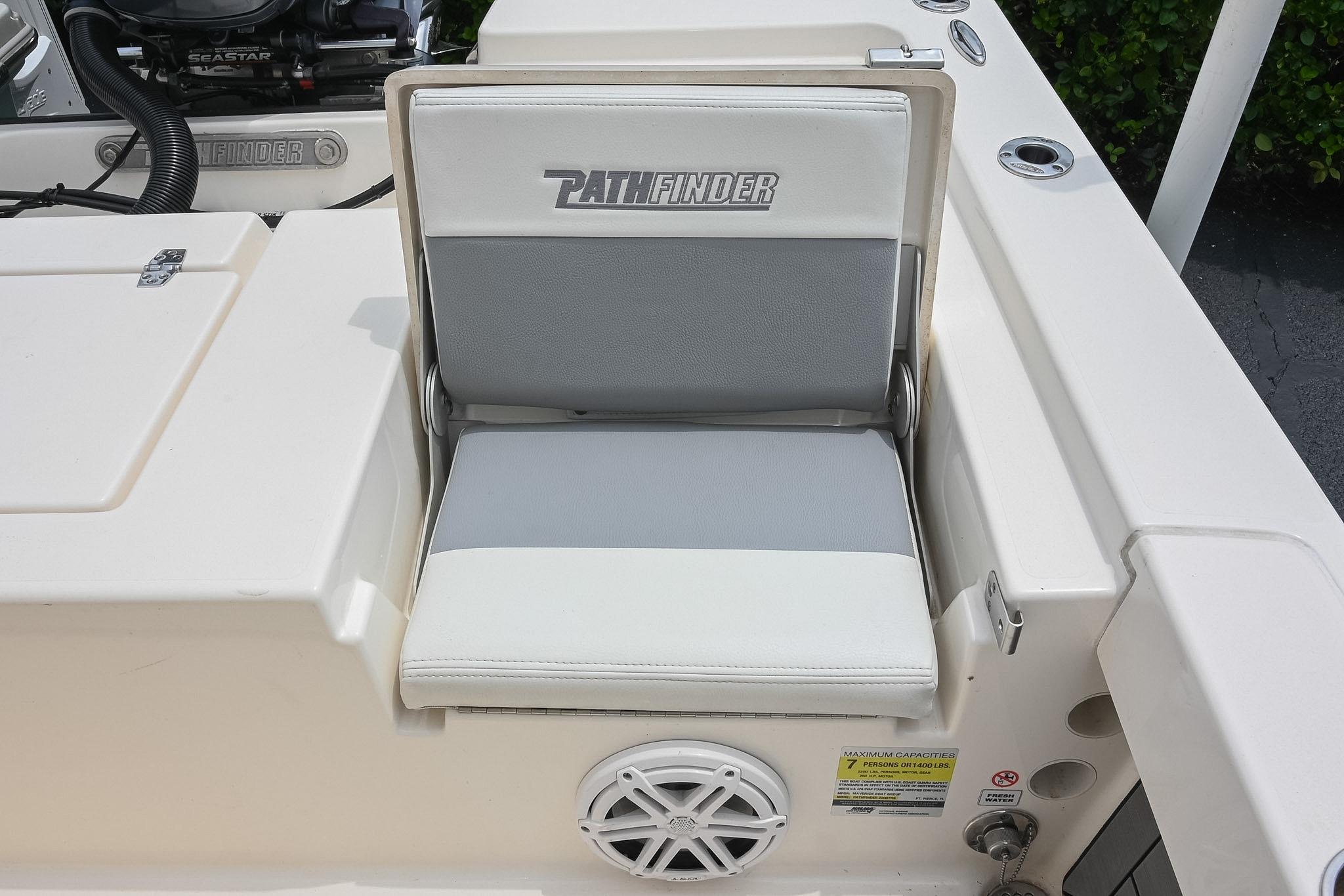 2021 Pathfinder 2200 TRS boat seat with logo and speaker detail.