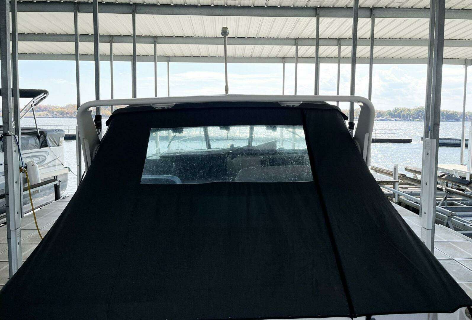 1994 Sea Ray 330 Express Cruiser - Image 6