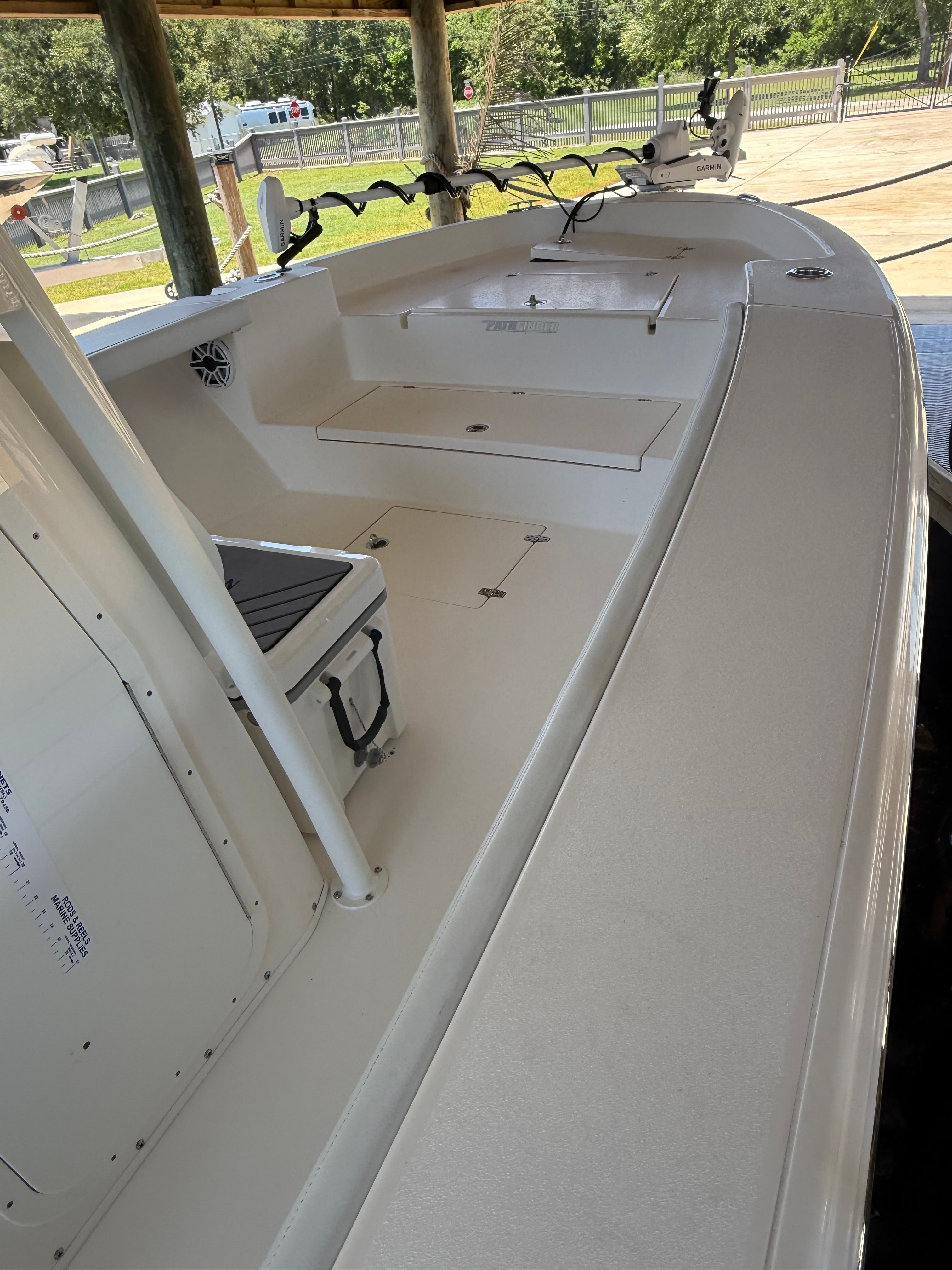 Interior view of the 2024 Pathfinder 2700 Open boat.