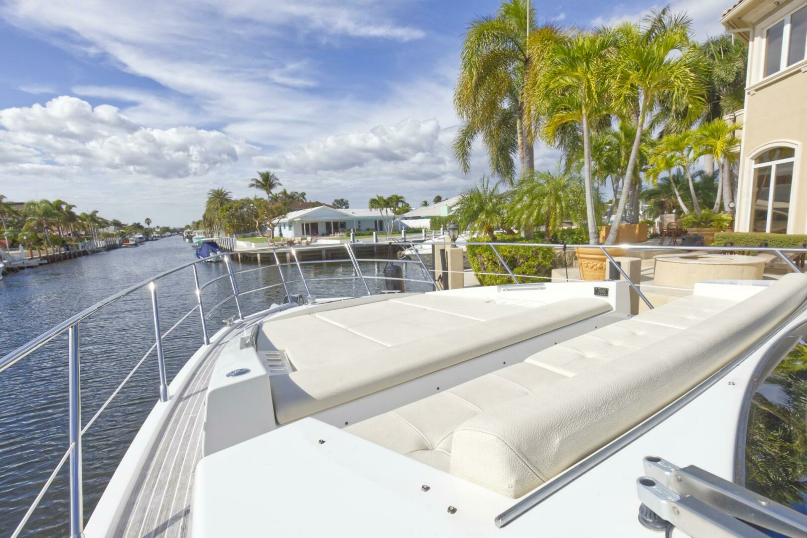 2013 Azimut 55S - Image 12