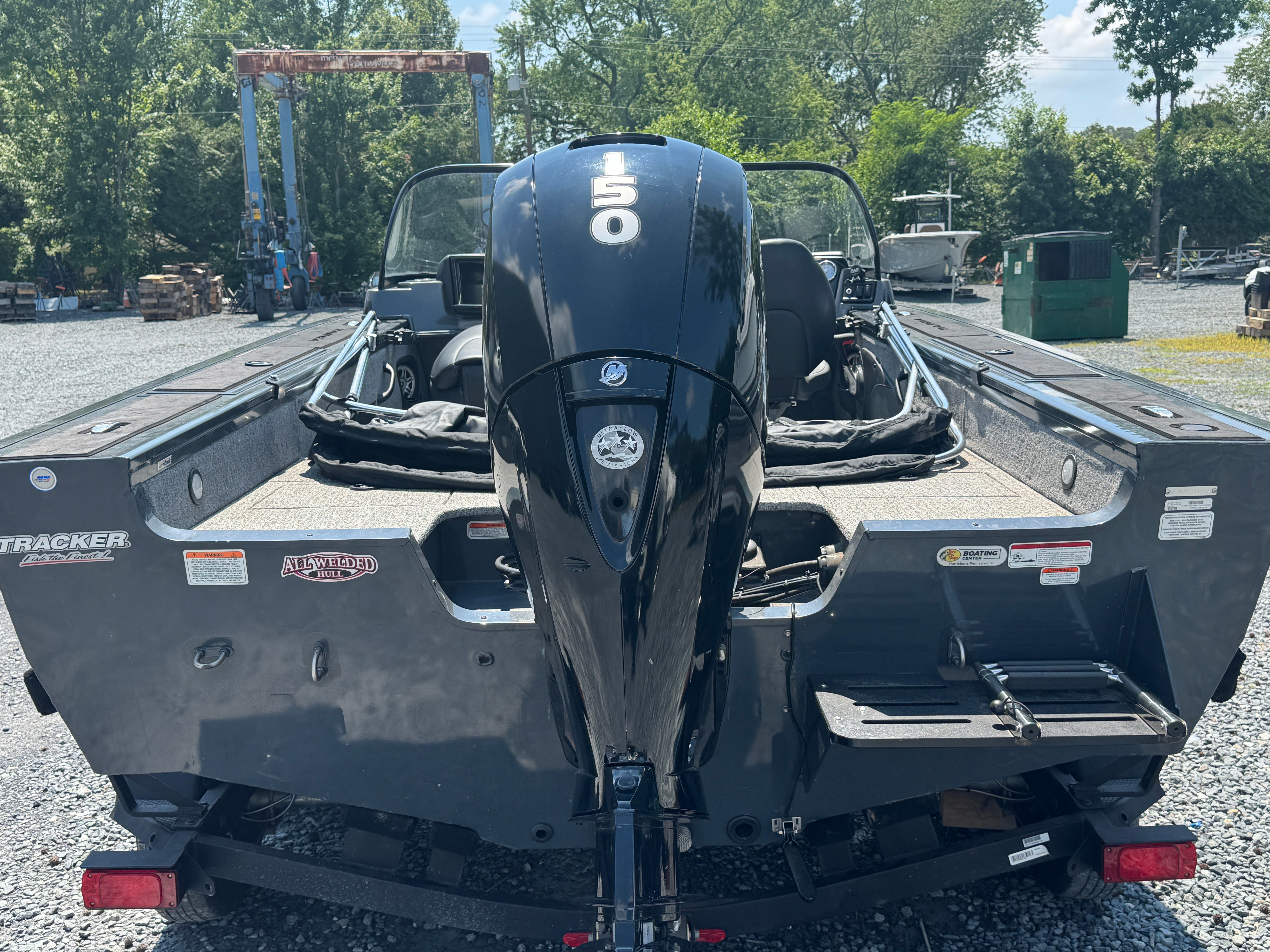 2021 Tracker V18 Targa