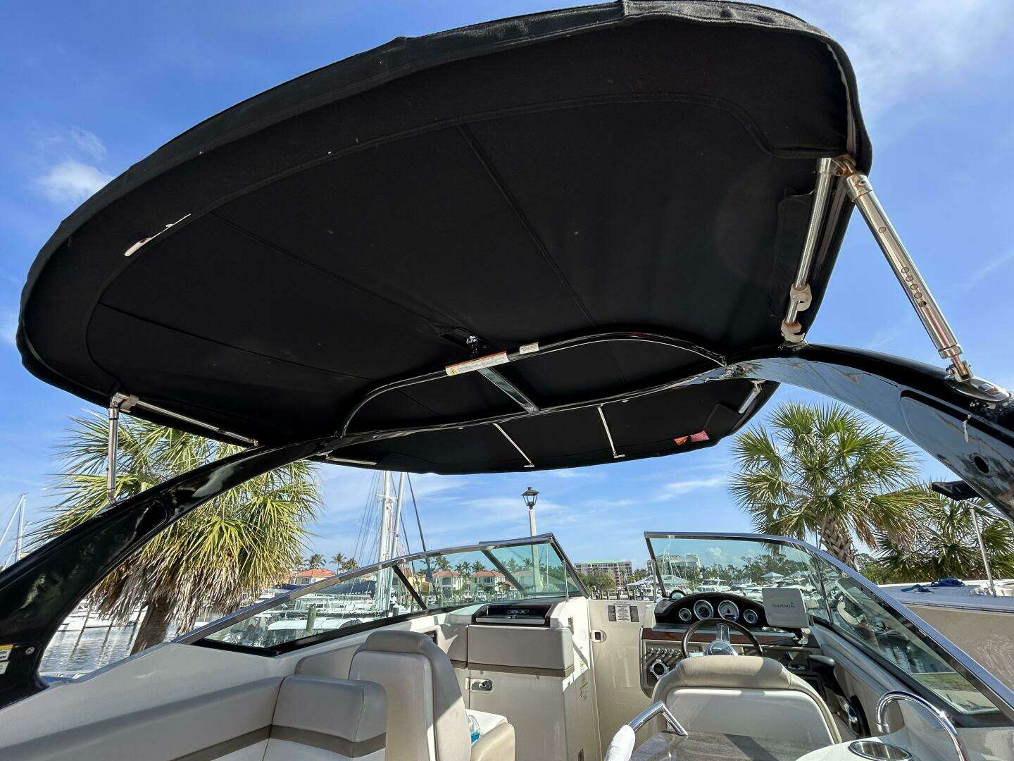 2013 Sea Ray 270 SLX - Image 12