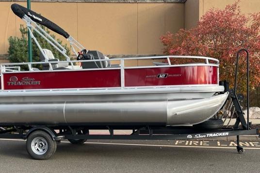 2026 Sun Tracker Bass Buggy 18 DLX