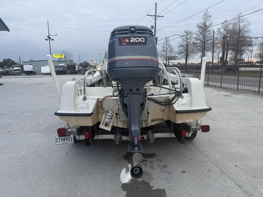 1977 Boston Whaler 21 REVENGE - 5