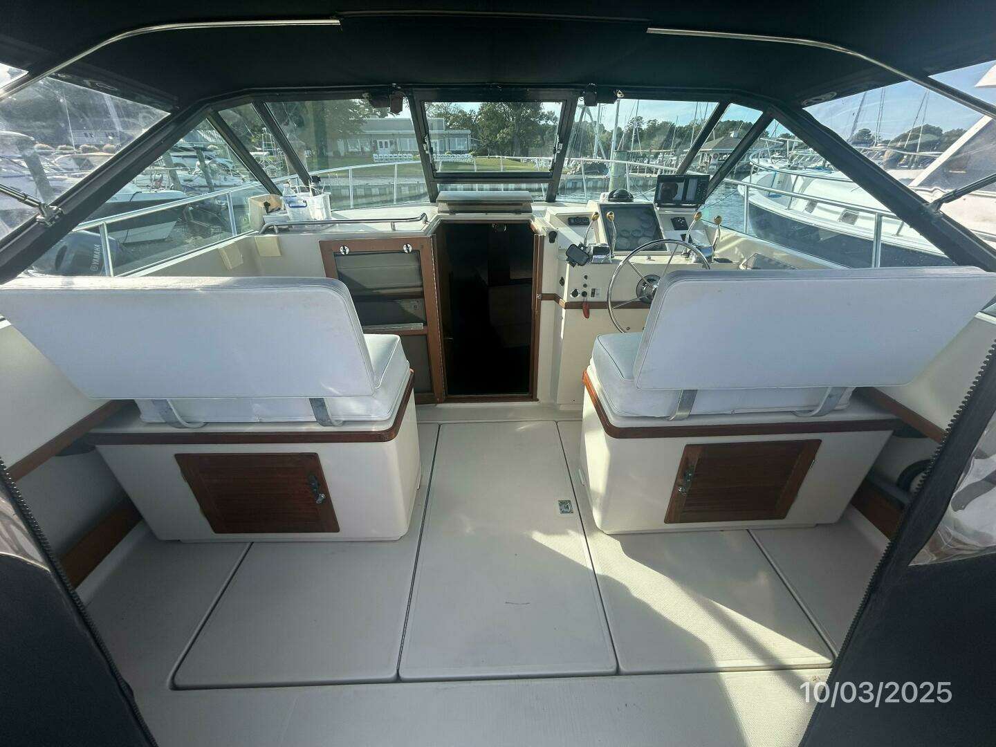 1985 Pursuit 3100 Open - Image 20