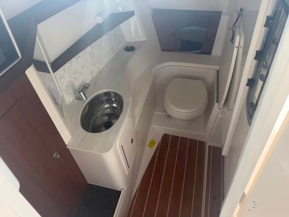 2019 Grady-White Freedom 325 - 15