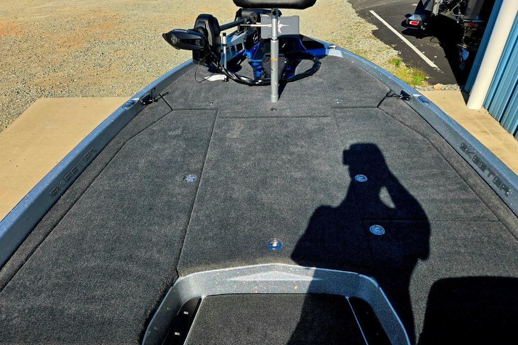 2026 Skeeter ZXE20 boat deck with shadow and mounted equipment.
