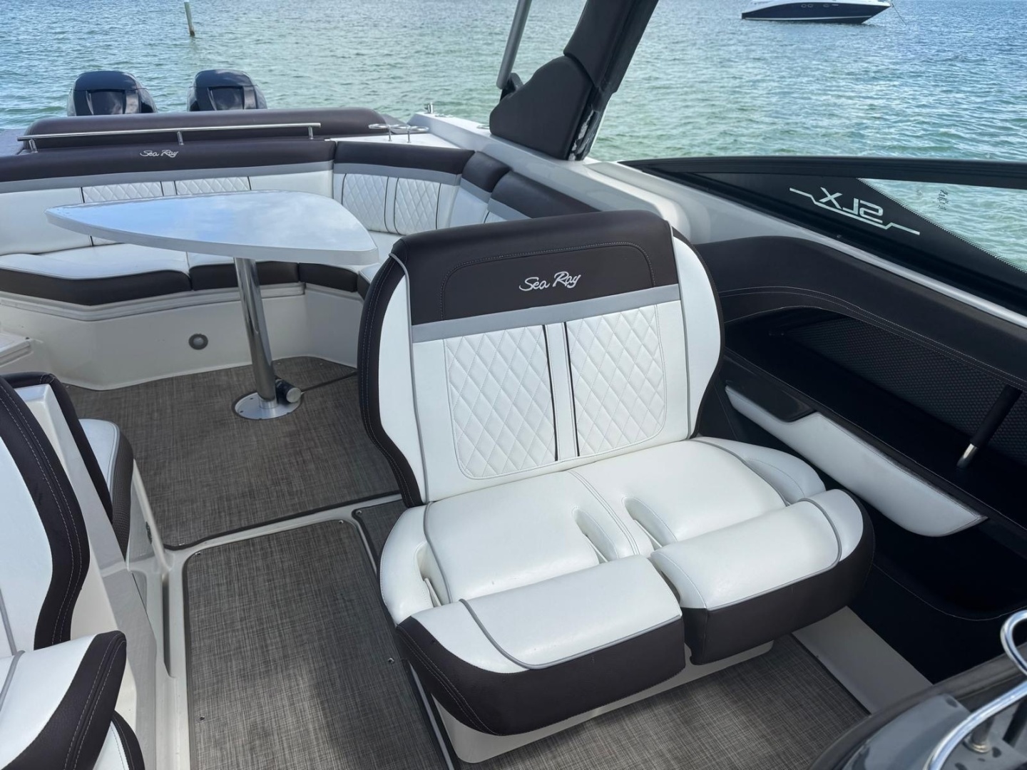 2017 Sea Ray — - Image 9