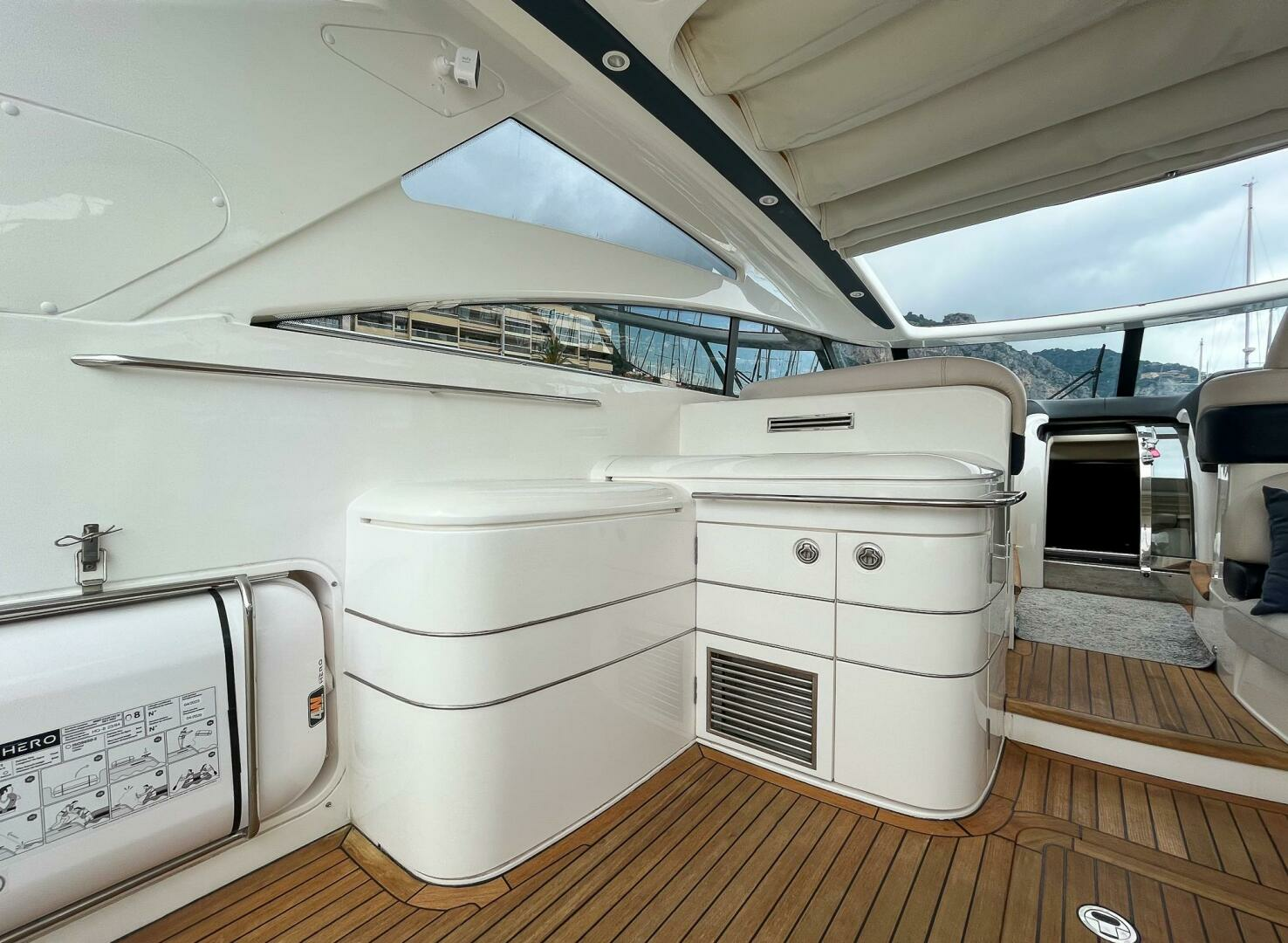 2006 Princess V58 Open - Image 13