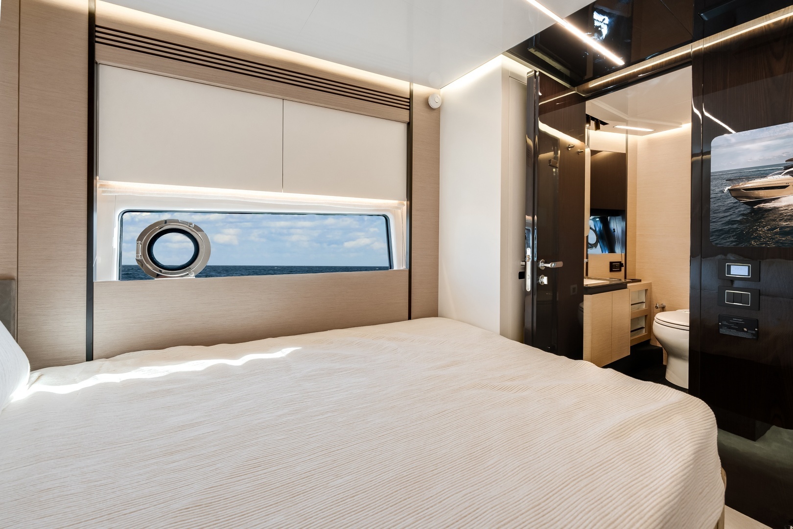 2024 Azimut S8 - Image 57