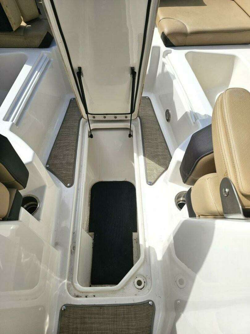 2018 Sea Ray 290 SDX - Image 24