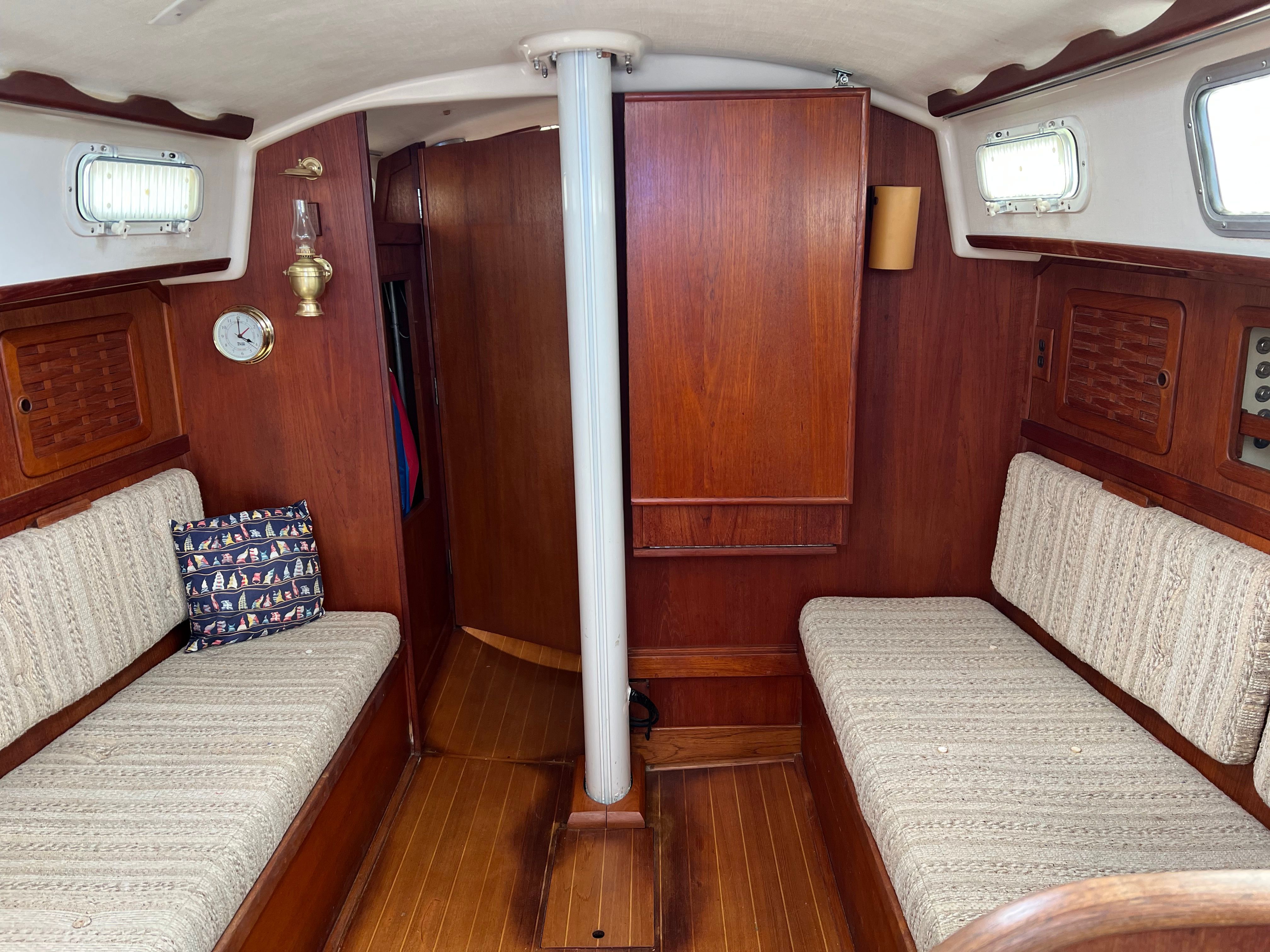 1984 Sabre 34 - 12