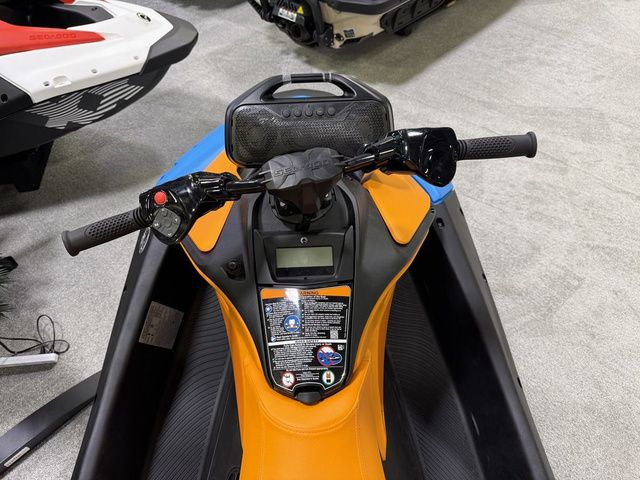 2026 Sea-Doo SparkTrixx For 3 Rotax 900 ACE - 90 Ibr And Aud - 6