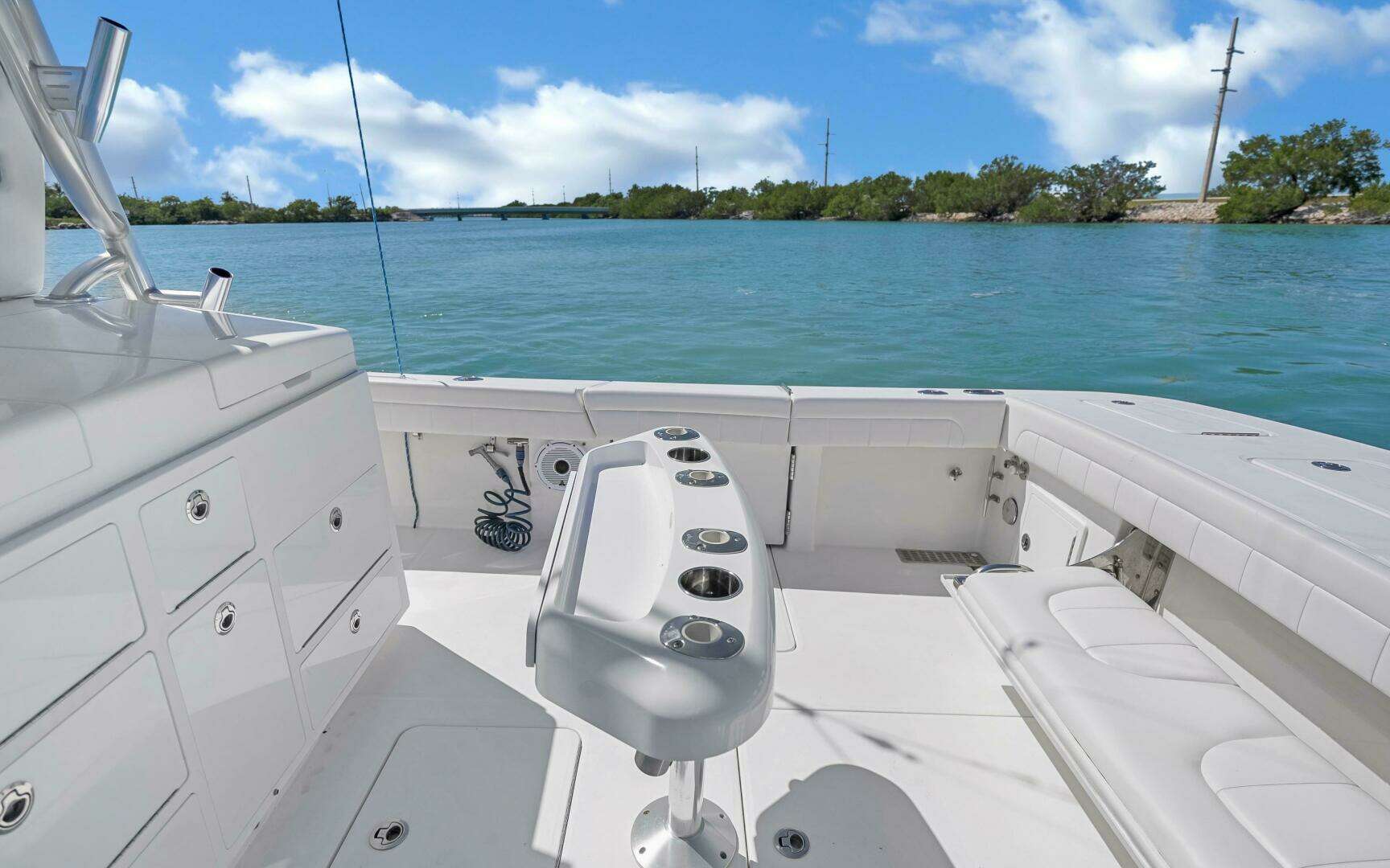 2018 Regulator 41 Center Console - Image 53