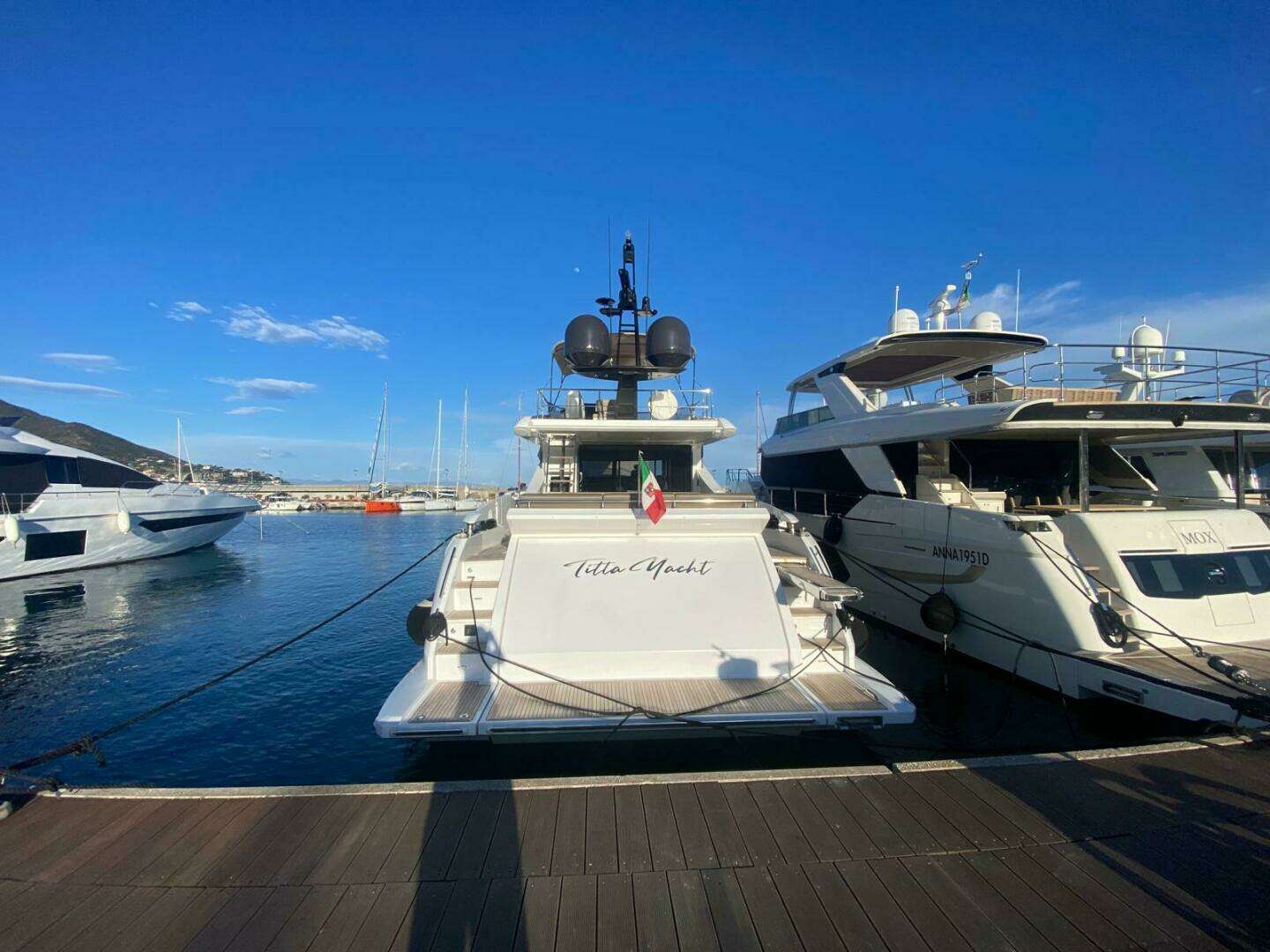 2016 Azimut 77S - Image 15