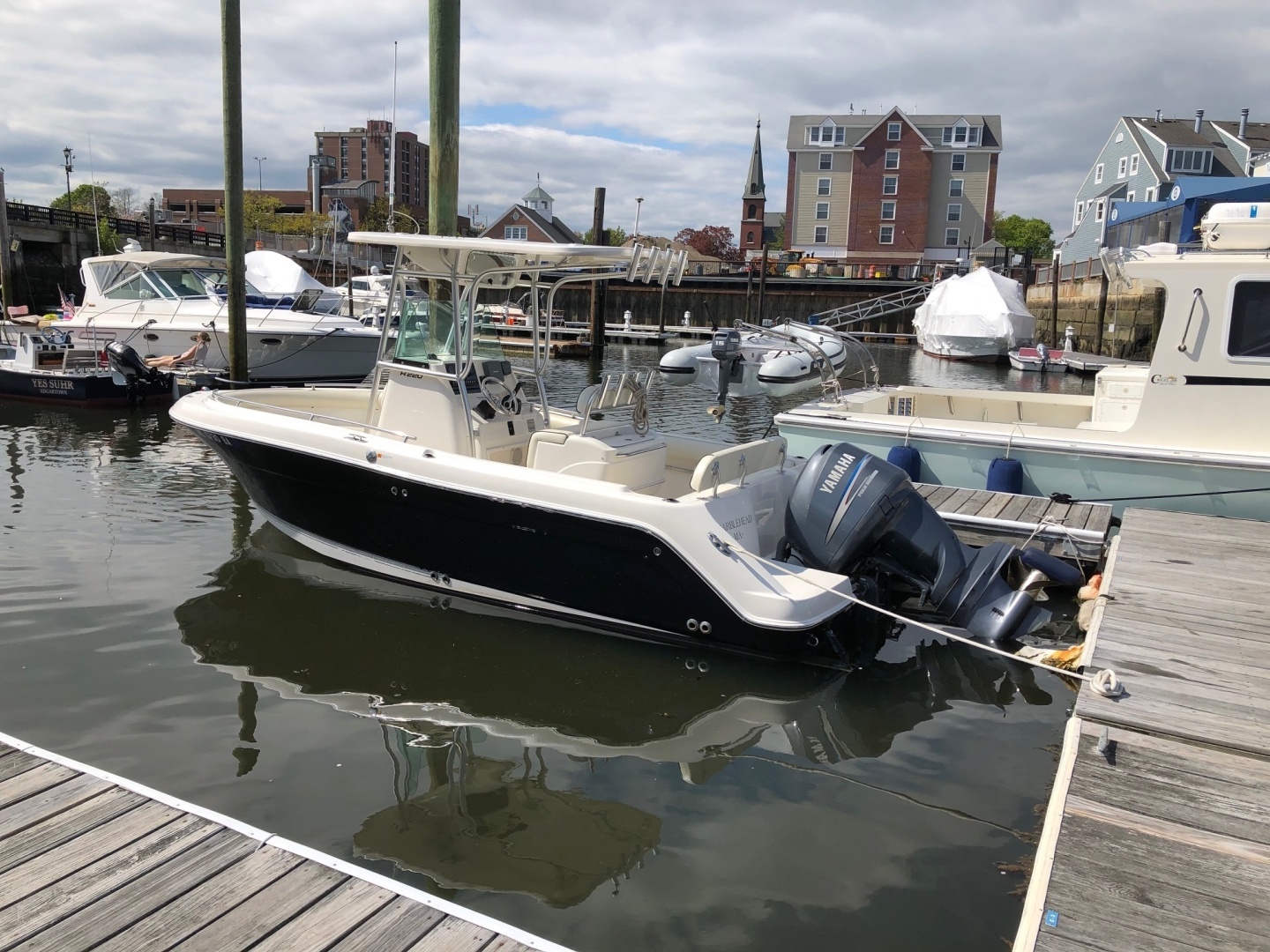 2005 Robalo R220 - Image 2