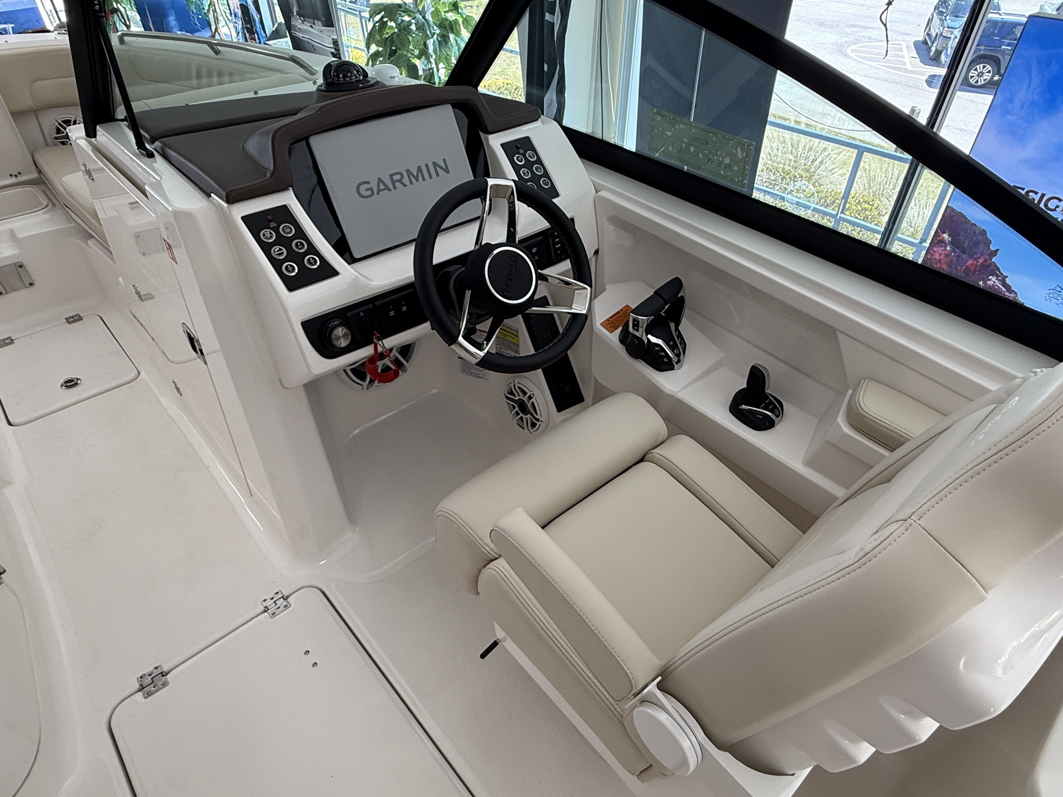 2026 Robalo 257 Dual Console - 7