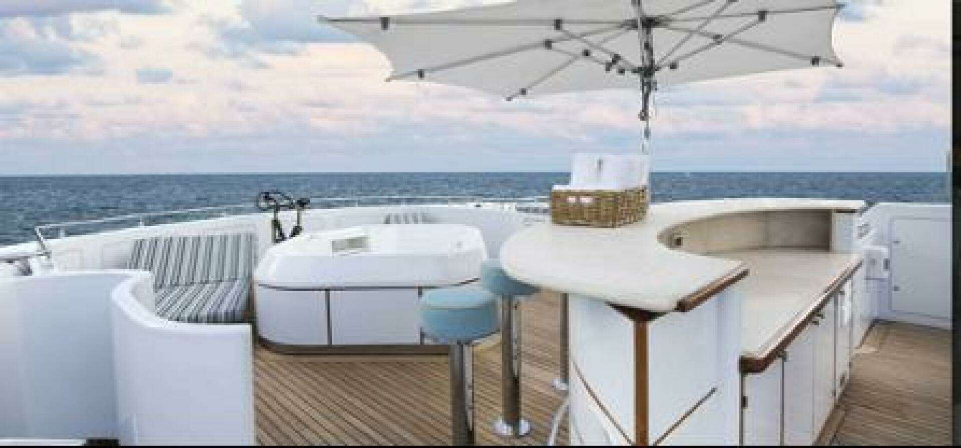 2003 Royal Denship Motor Yacht - Image 12
