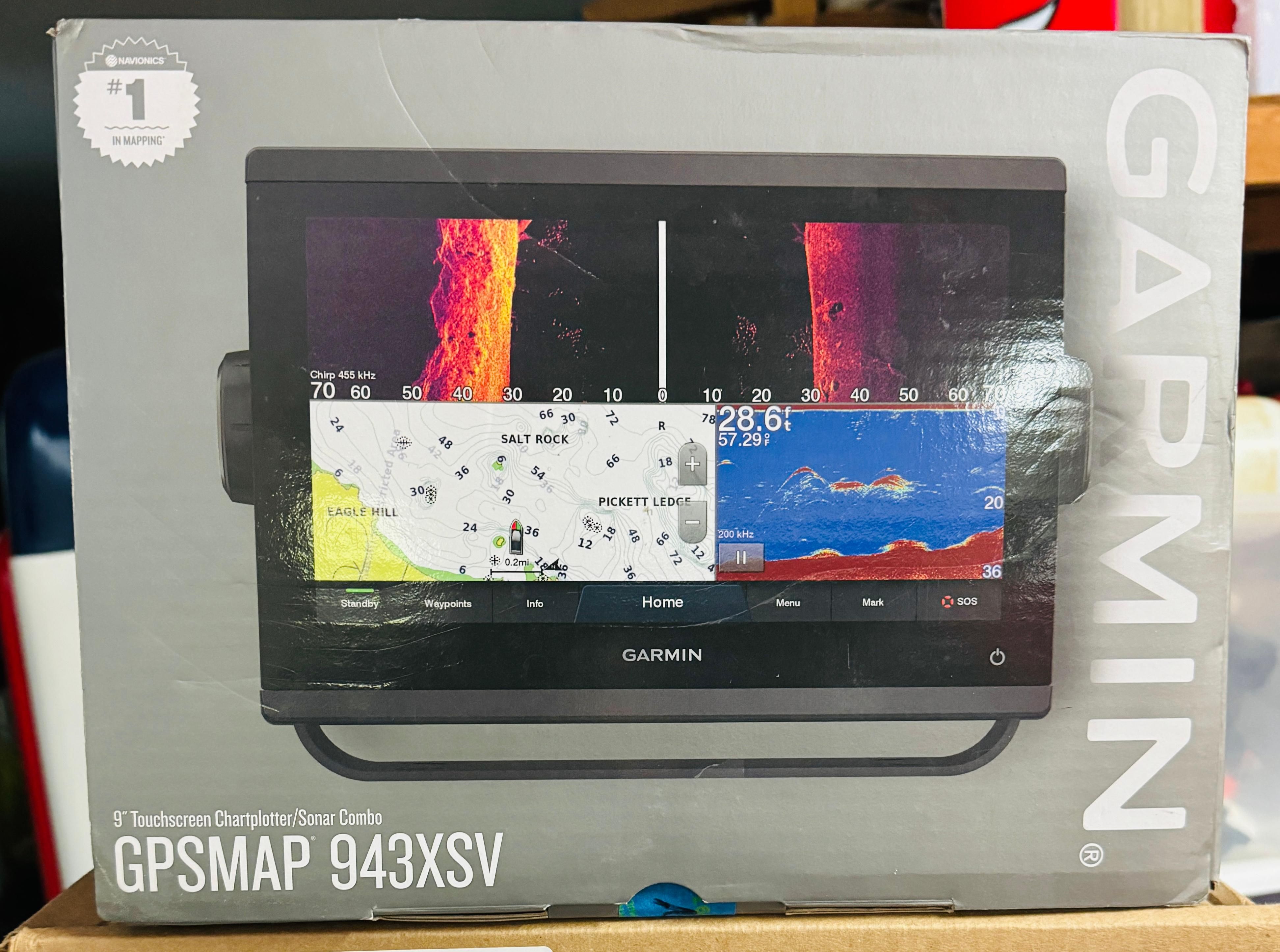 Garmin GPSMAP 943XSV box showing the device and map display.