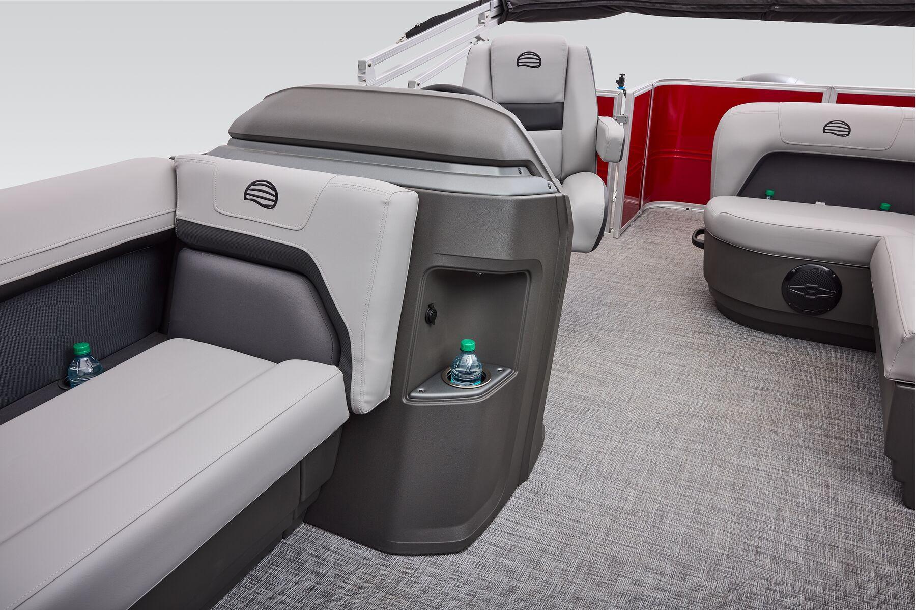 2026 Sun Tracker Party Barge 18 DLX - 42