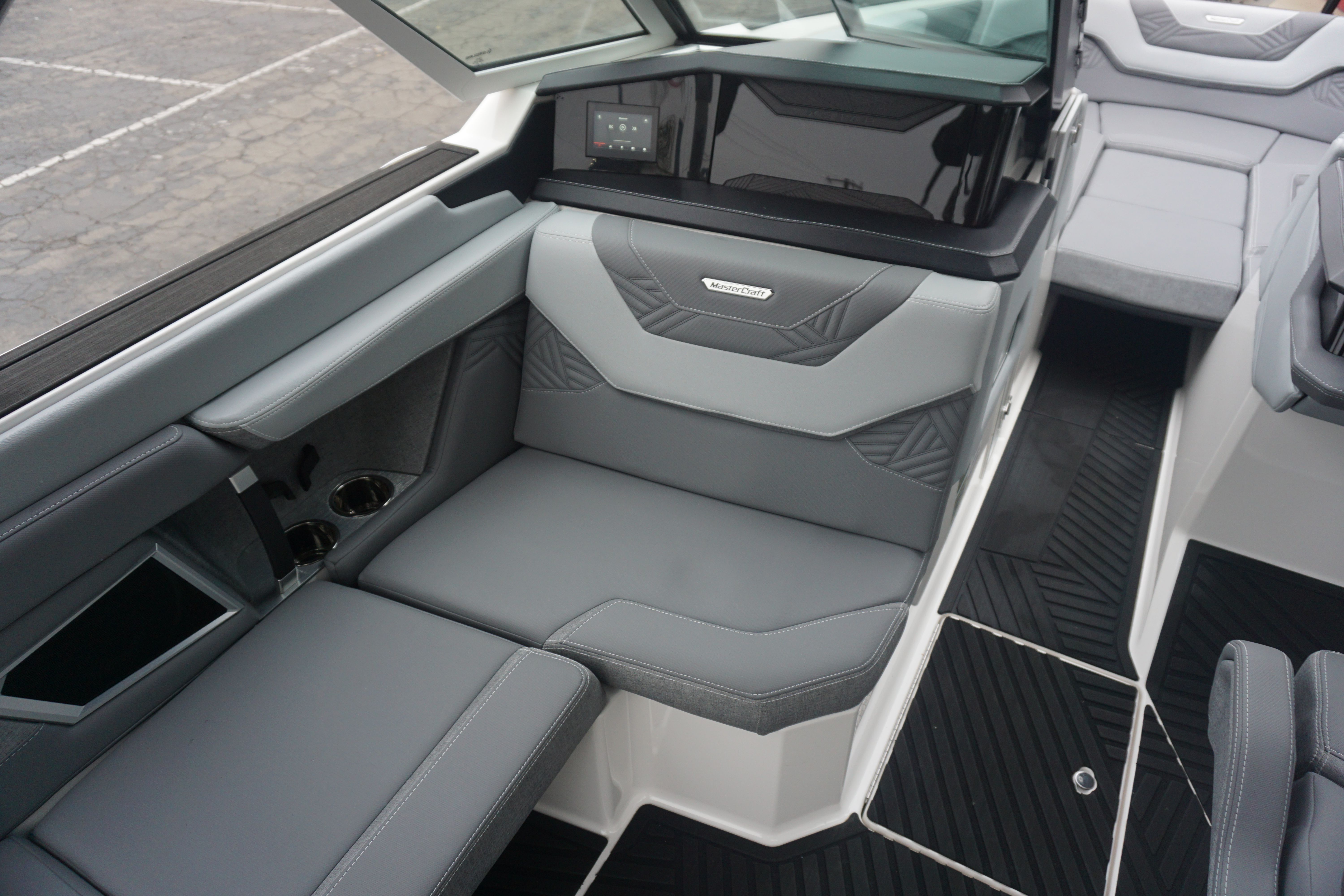2026 MasterCraft XStar 25 - Factory Demo - 15