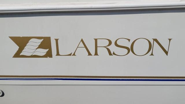 1994 Larson Cabrio 300 - 35