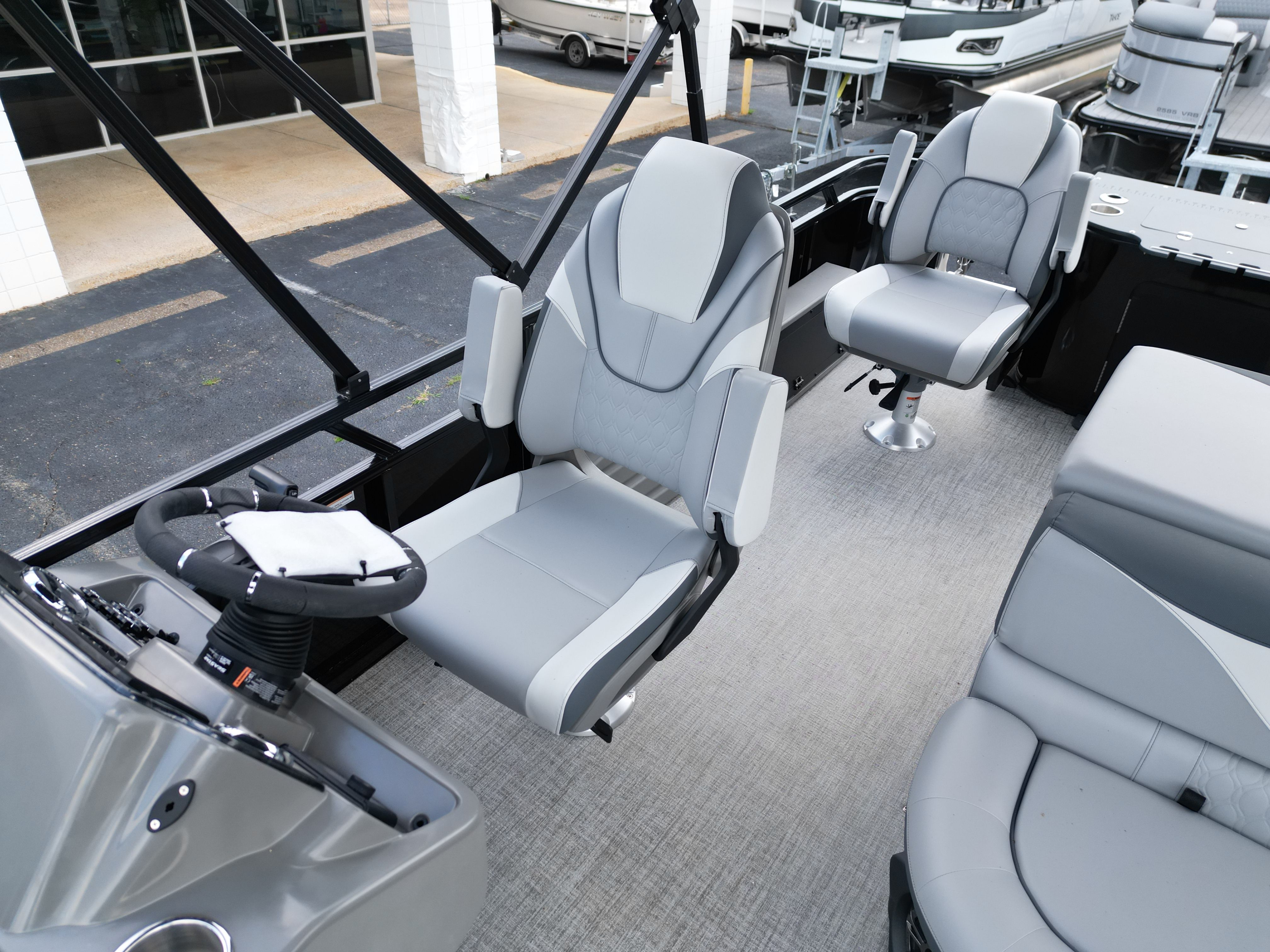 2025 Tahoe SPT85 RF23T - 14