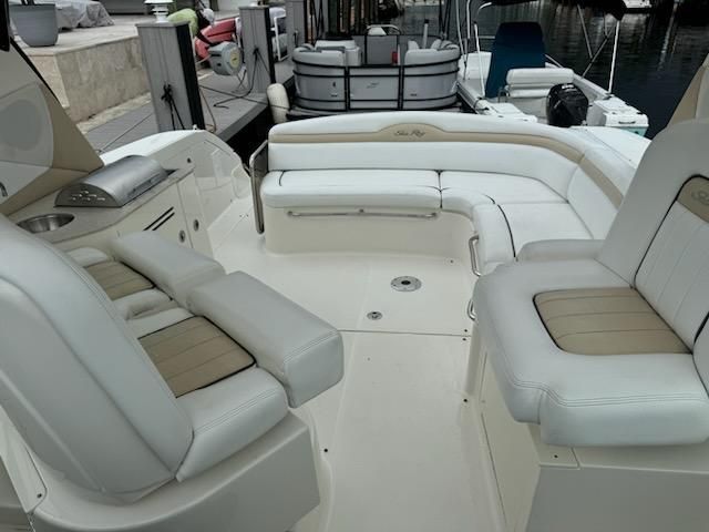 2008 Sea Ray Sundancer 350 - 15