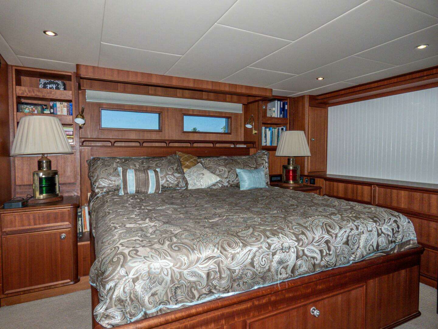 2017 Northern Marine Expedition Motor Yacht - Image 63