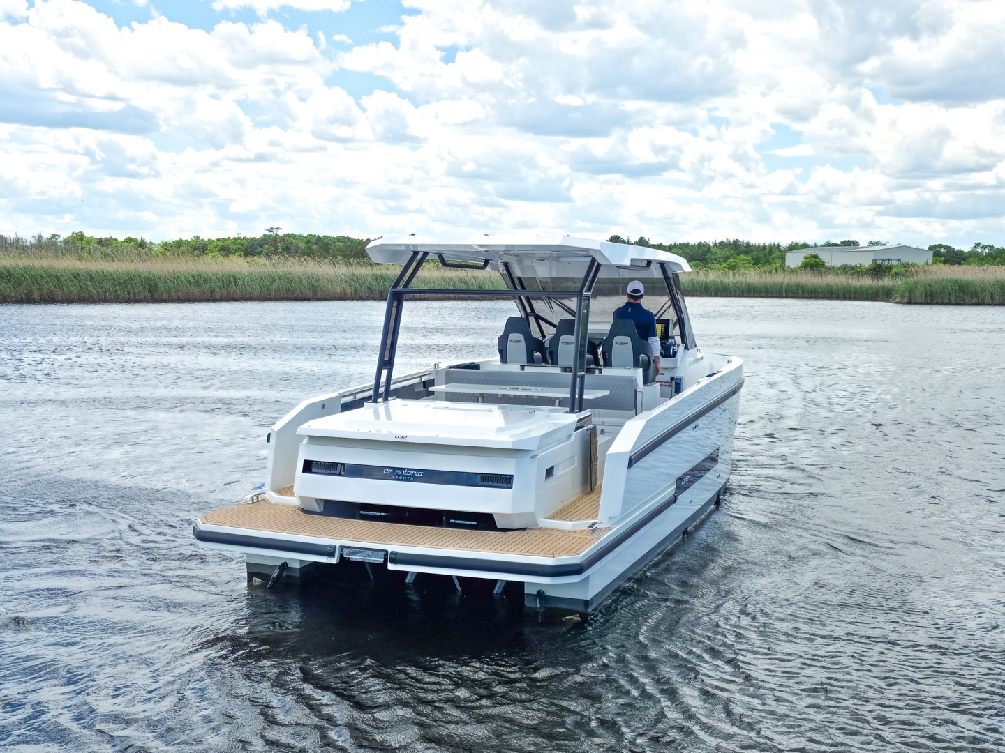 2026 De Antonio Yachts D32 - Image 7