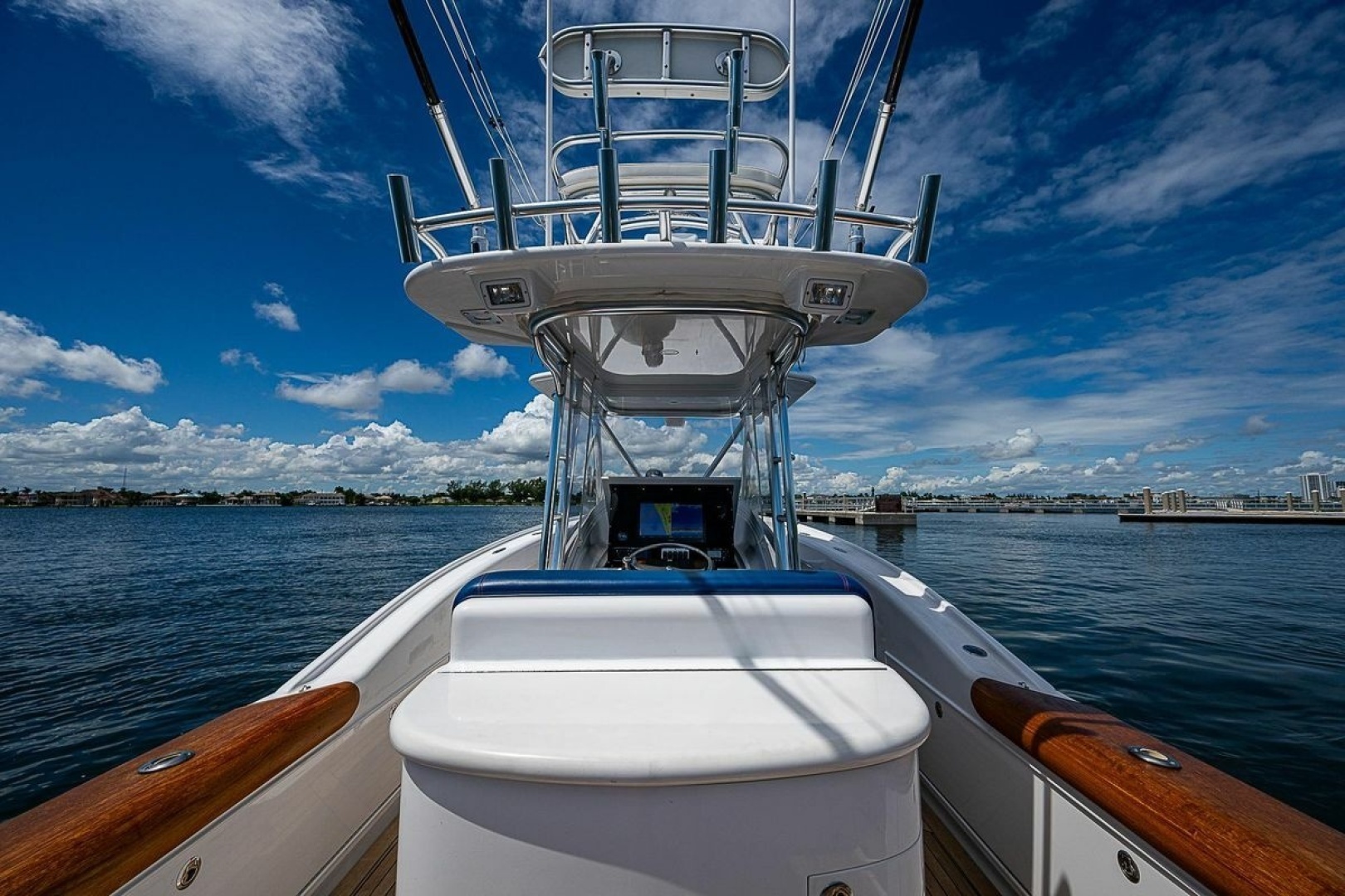 2010 Winter Custom Yachts Center Console - Image 12