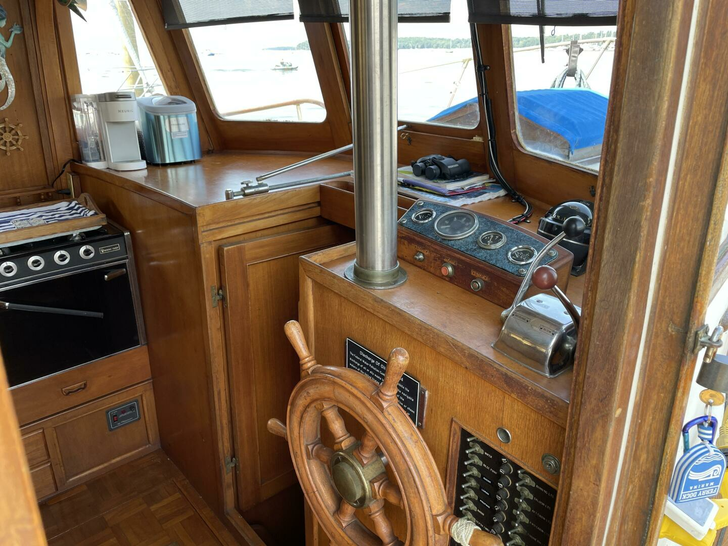 1977 Marine Trader — - Image 8