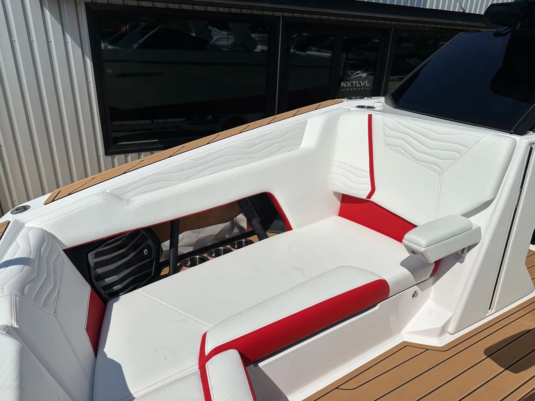 2026 Nautique G25 - 37