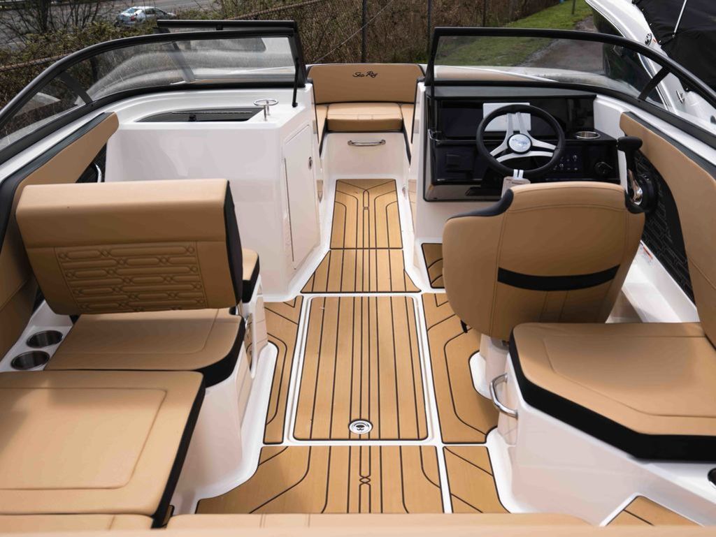 2026 Sea Ray SPX 210 Outboard - 4
