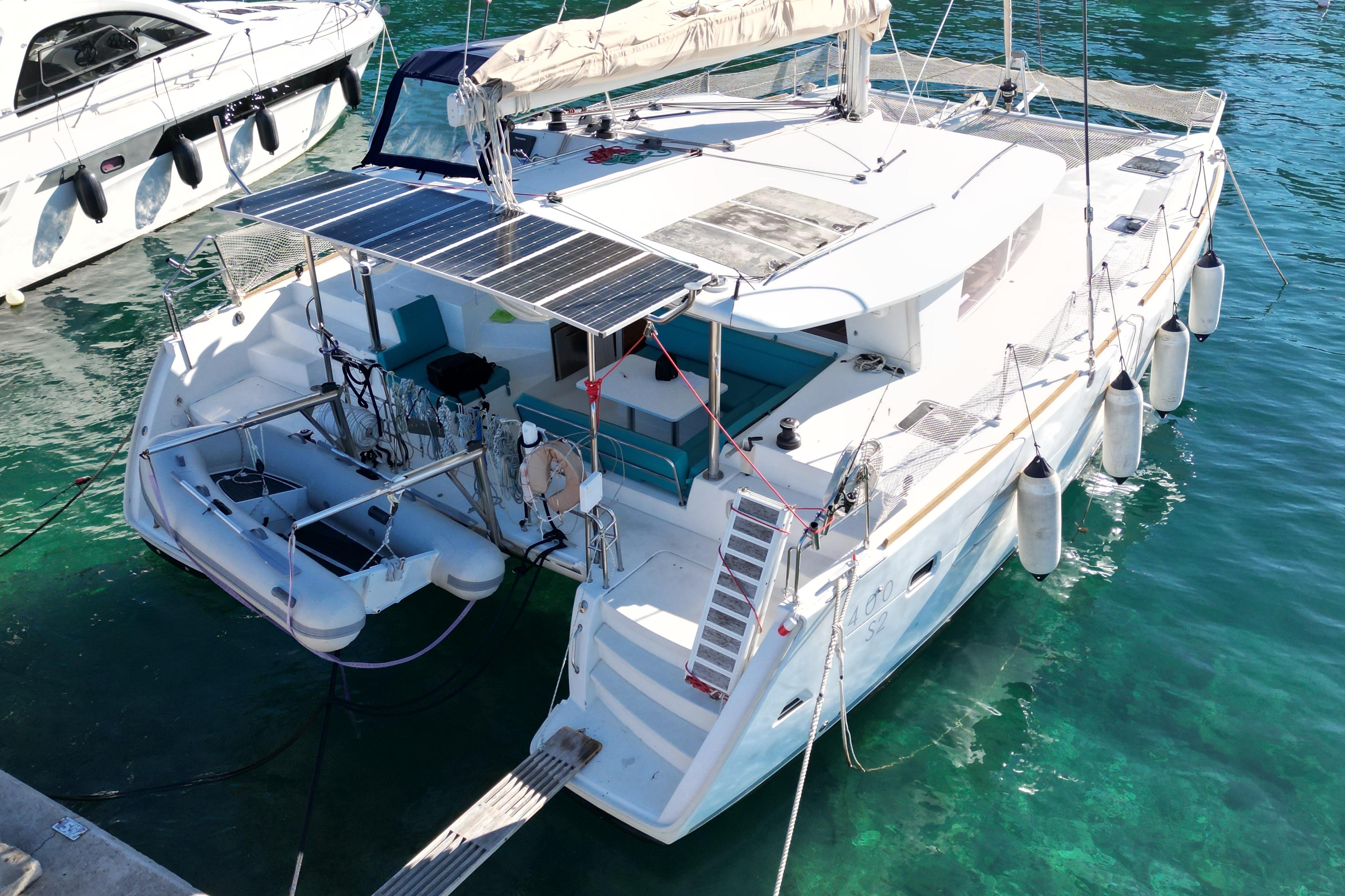 2014 Lagoon 400 S2