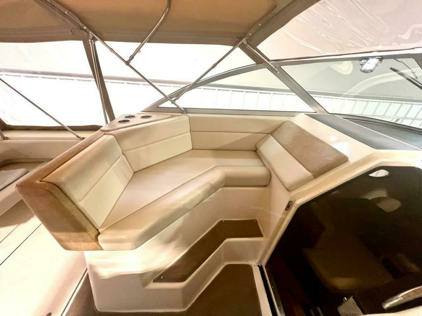 1988 Tiara Sport 310 Sport Cruiser - Image 26