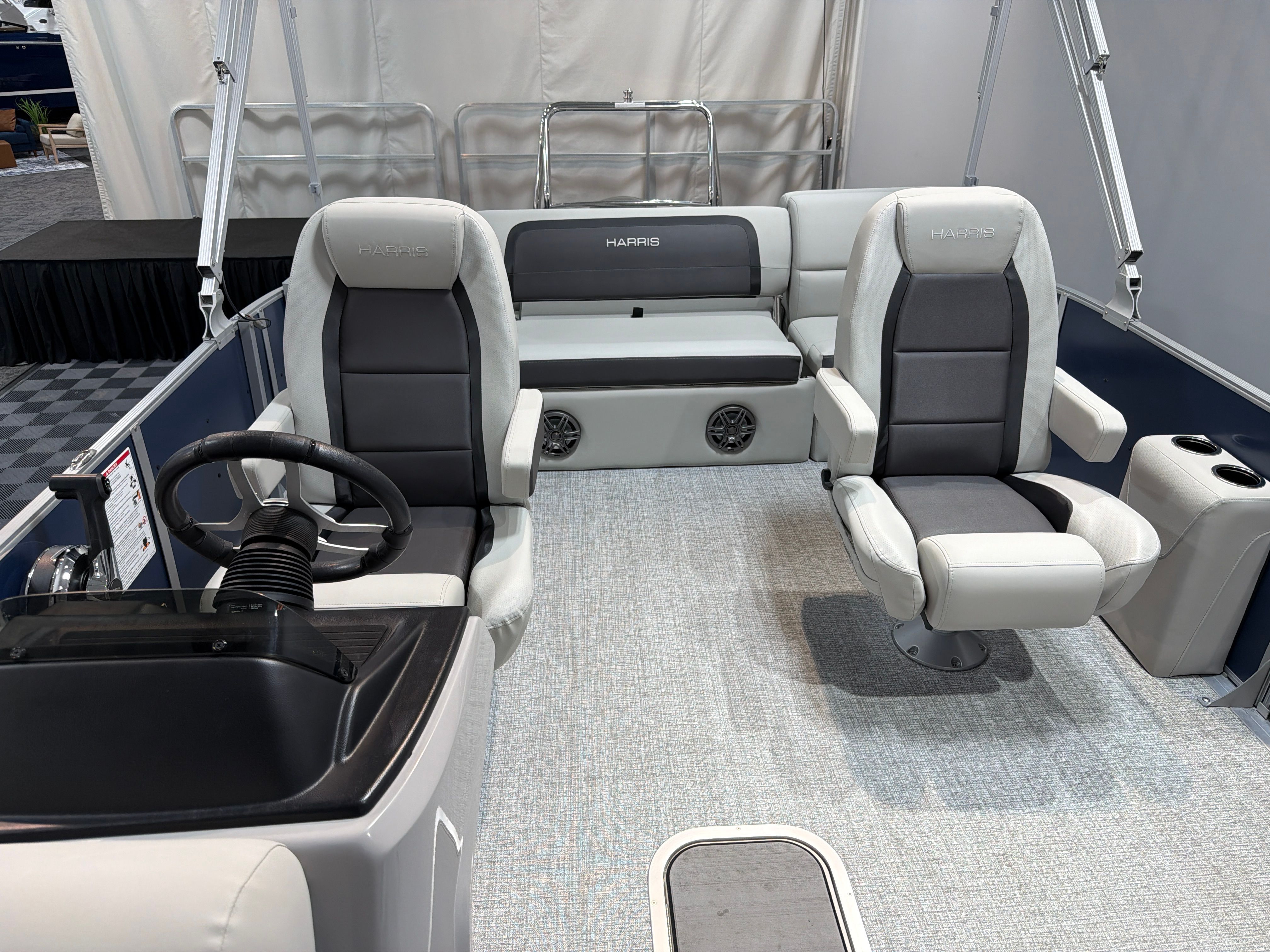2025 Harris Cruiser 230 - 13