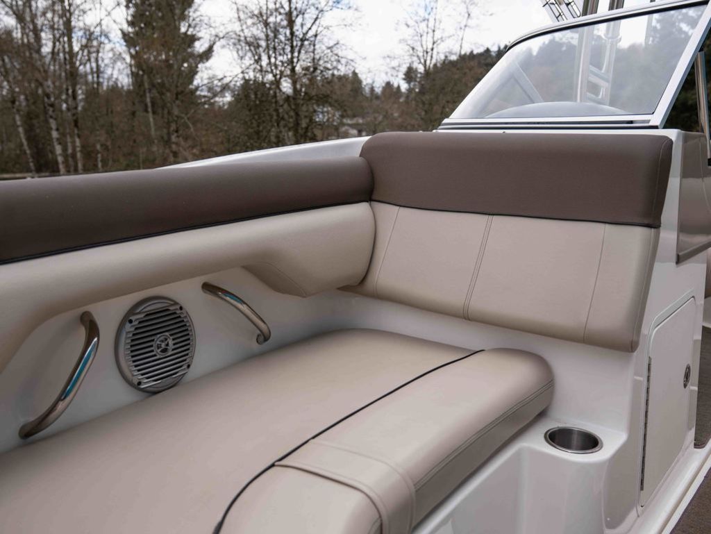 2015 Bayliner 195 DB - 13