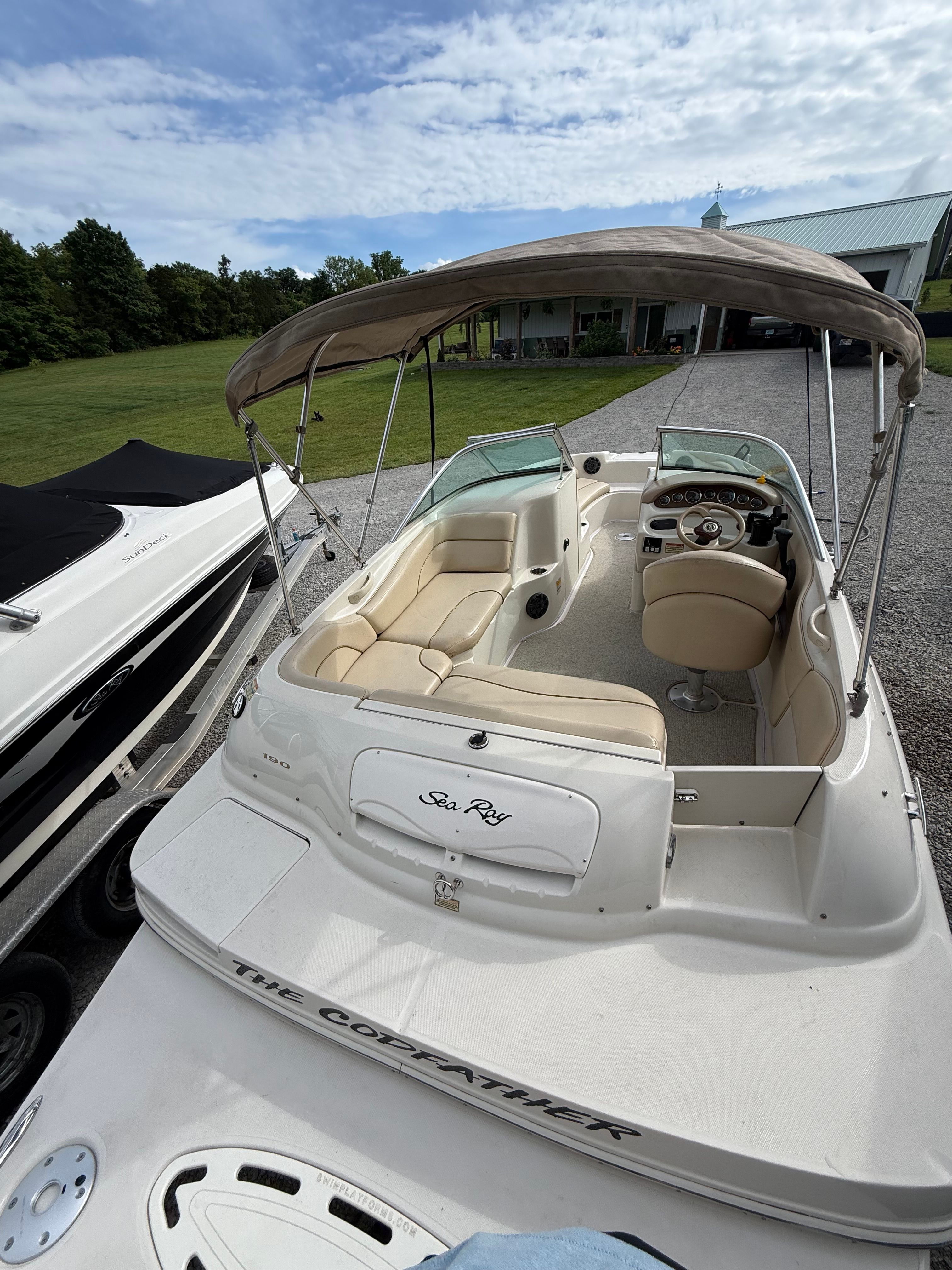 2001 Sea Ray 190 Sundeck - 4