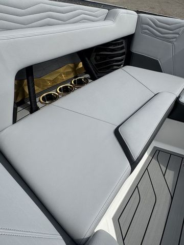2025 Nautique Super Air Nautique G23 - 7